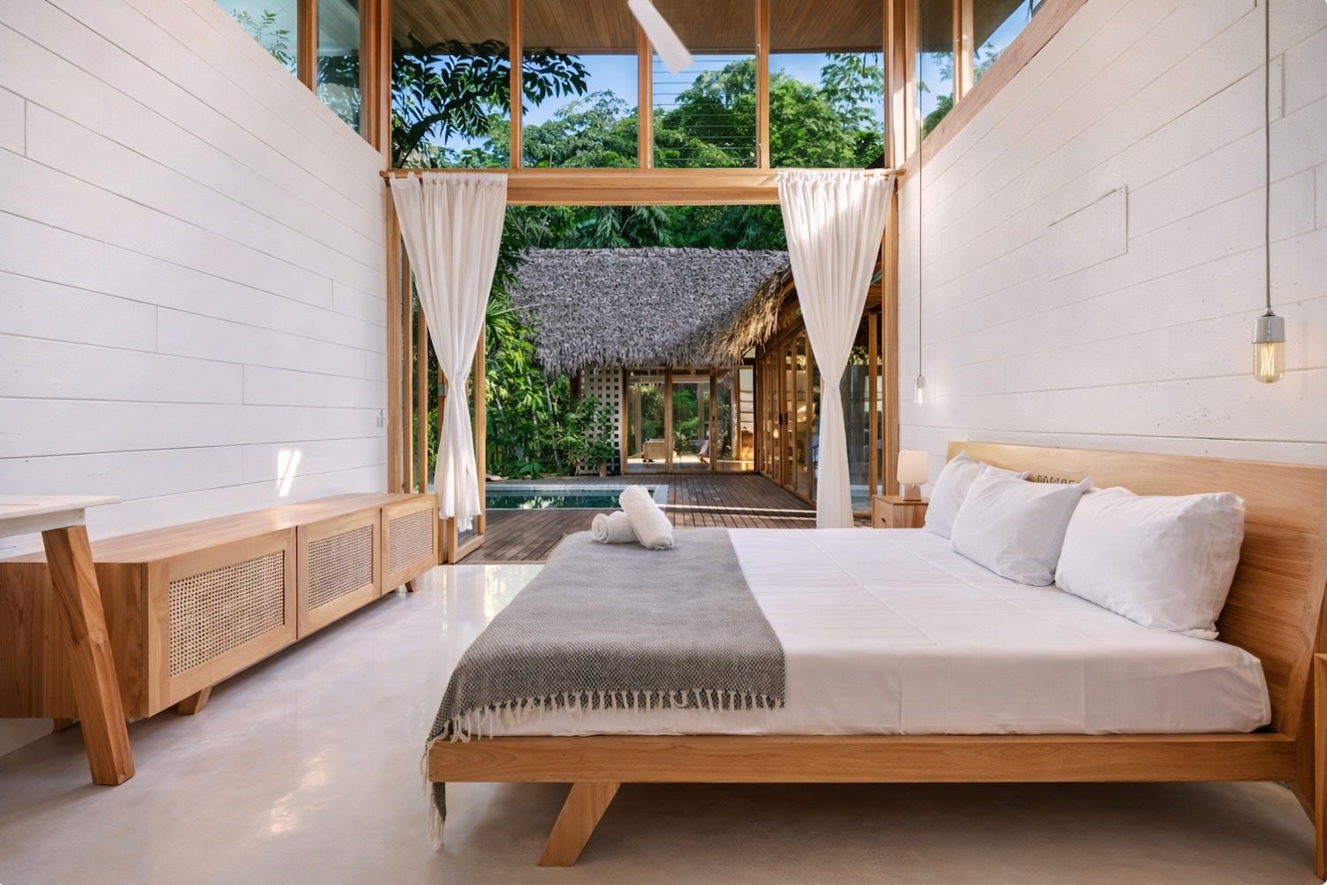 Gorgeous Santa Teresa Ocean View Surf Houses — photo 9 of 19
