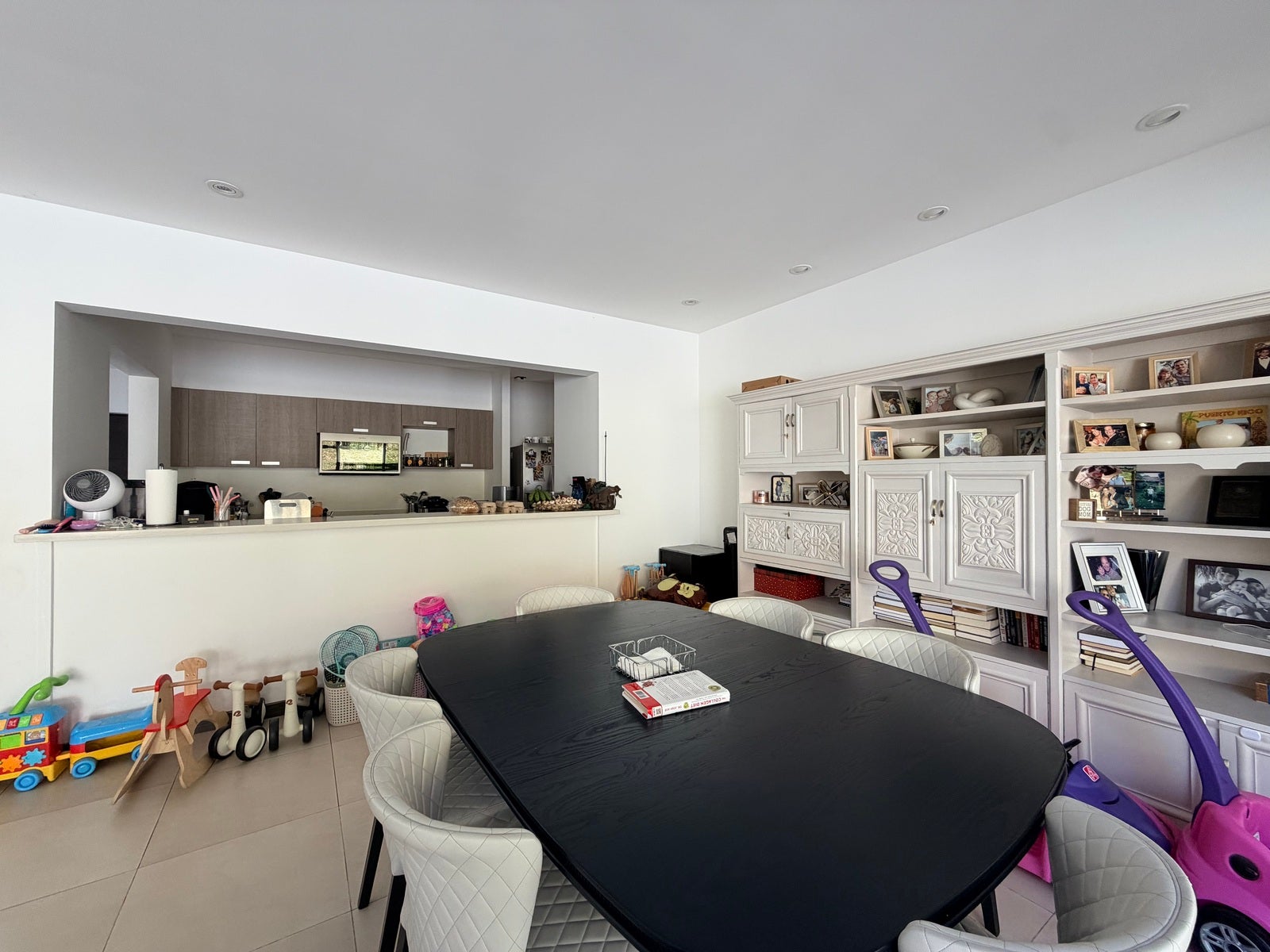 Vía Horizonte modern home — photo 6 of 18