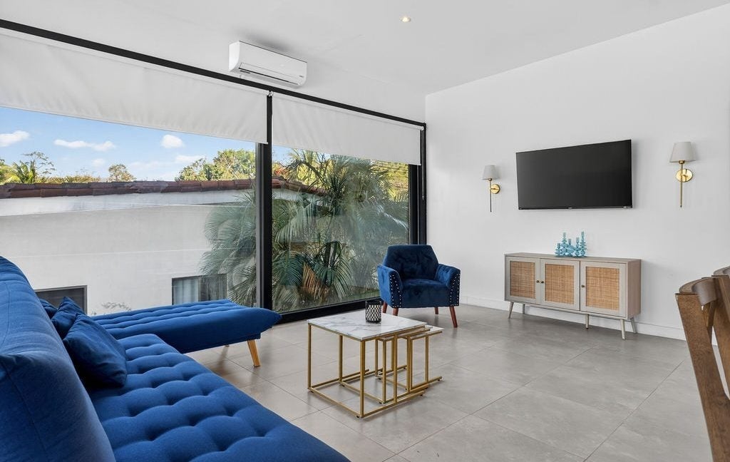 Multi Unit Investment Property — photo 7 of 19