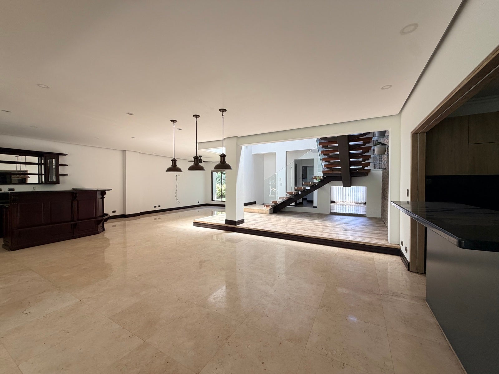 Hacienda del Sol Residence — photo 3 of 19