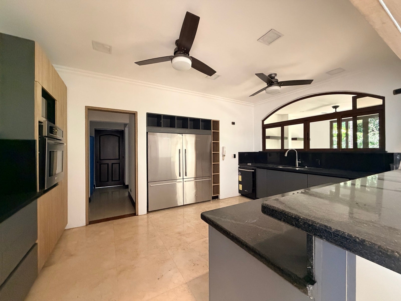 Hacienda del Sol Residence — photo 4 of 19