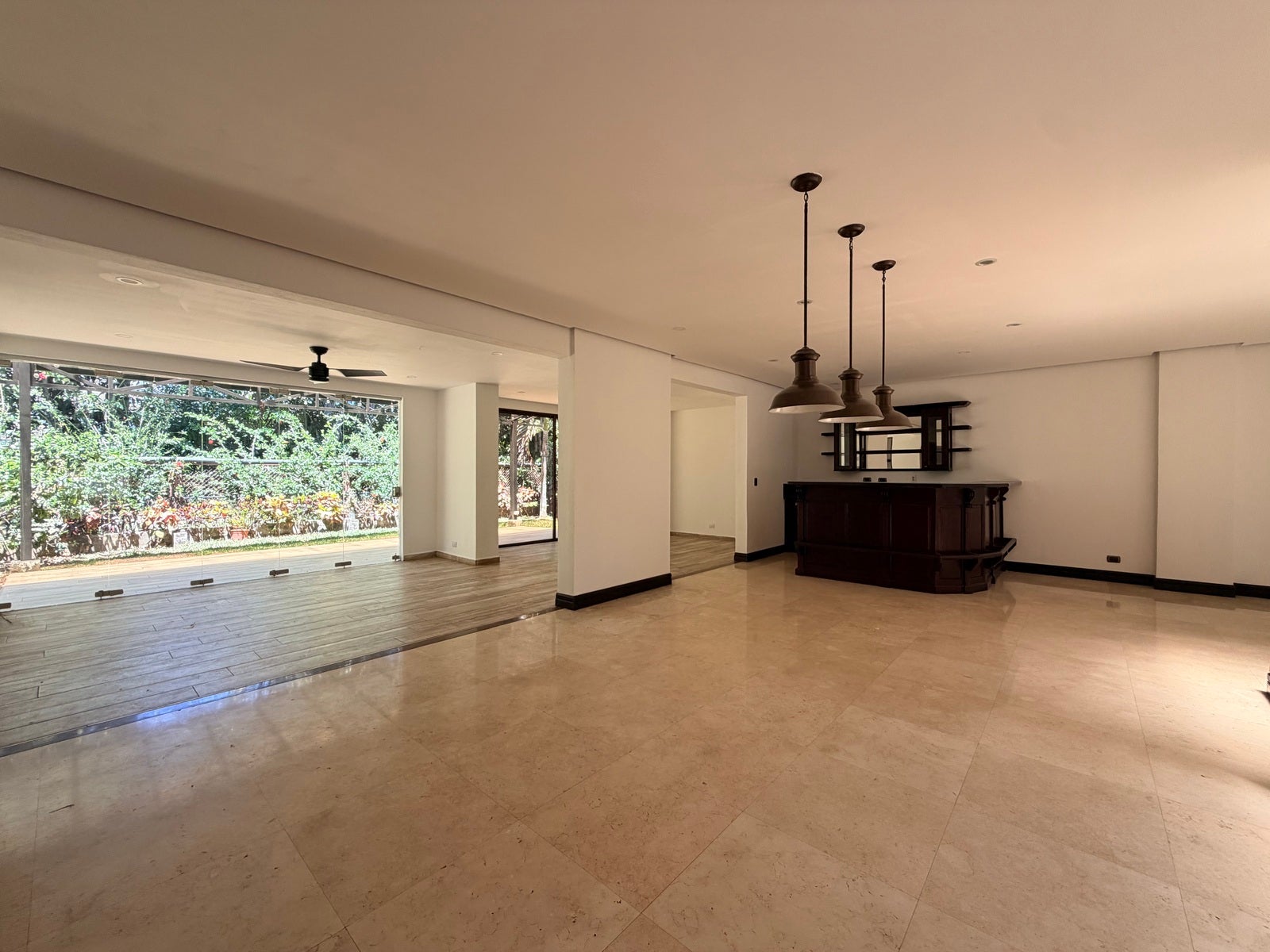 Hacienda del Sol Residence — photo 5 of 19