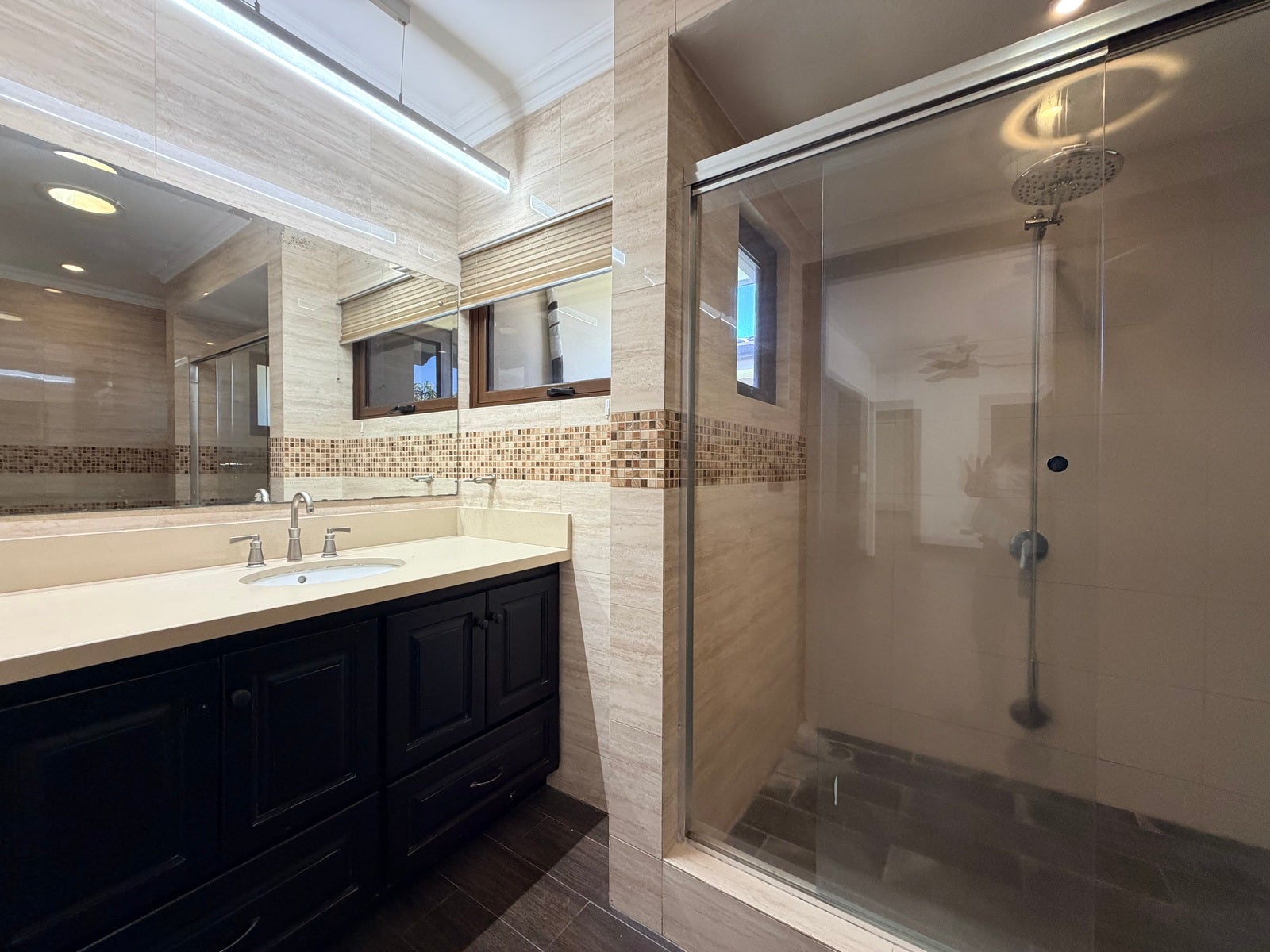 Hacienda del Sol Residence — photo 13 of 19