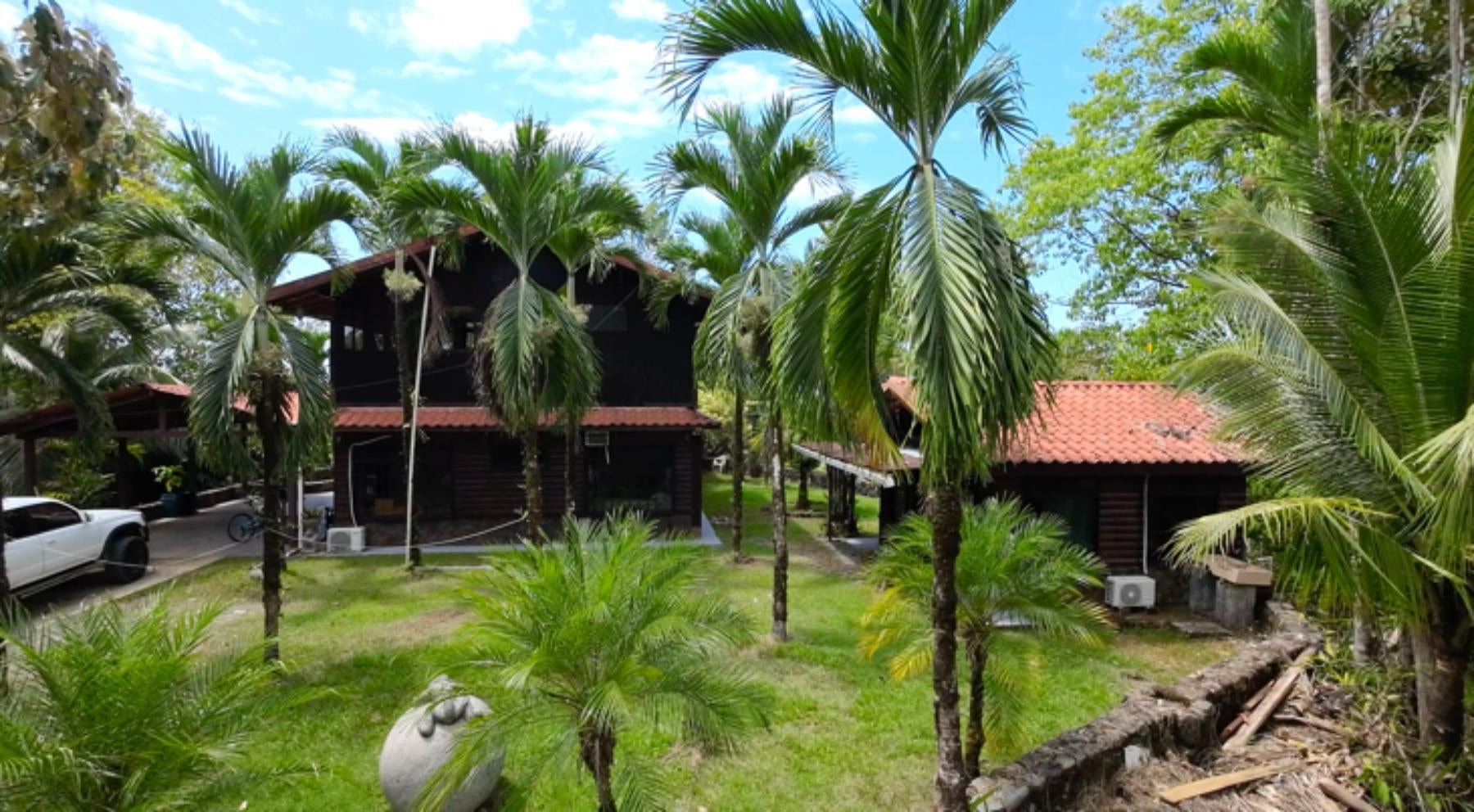 Private Multi Home Income Estate, Uvita, Dominical, Bahia Ballena, Osa, Puntarenas, Costa Rica 60504, Uvita
