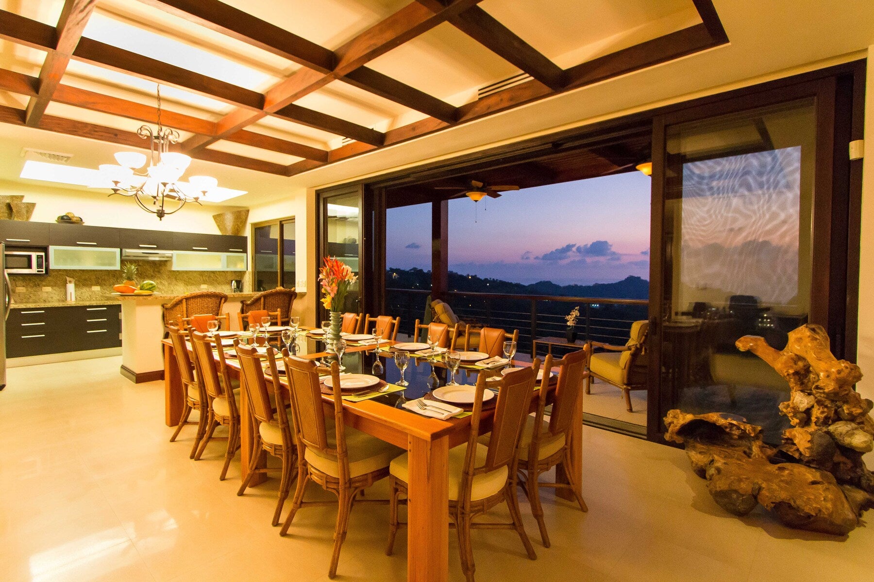 Panoramic Ocean Luxury Estate — photo 7 of 19