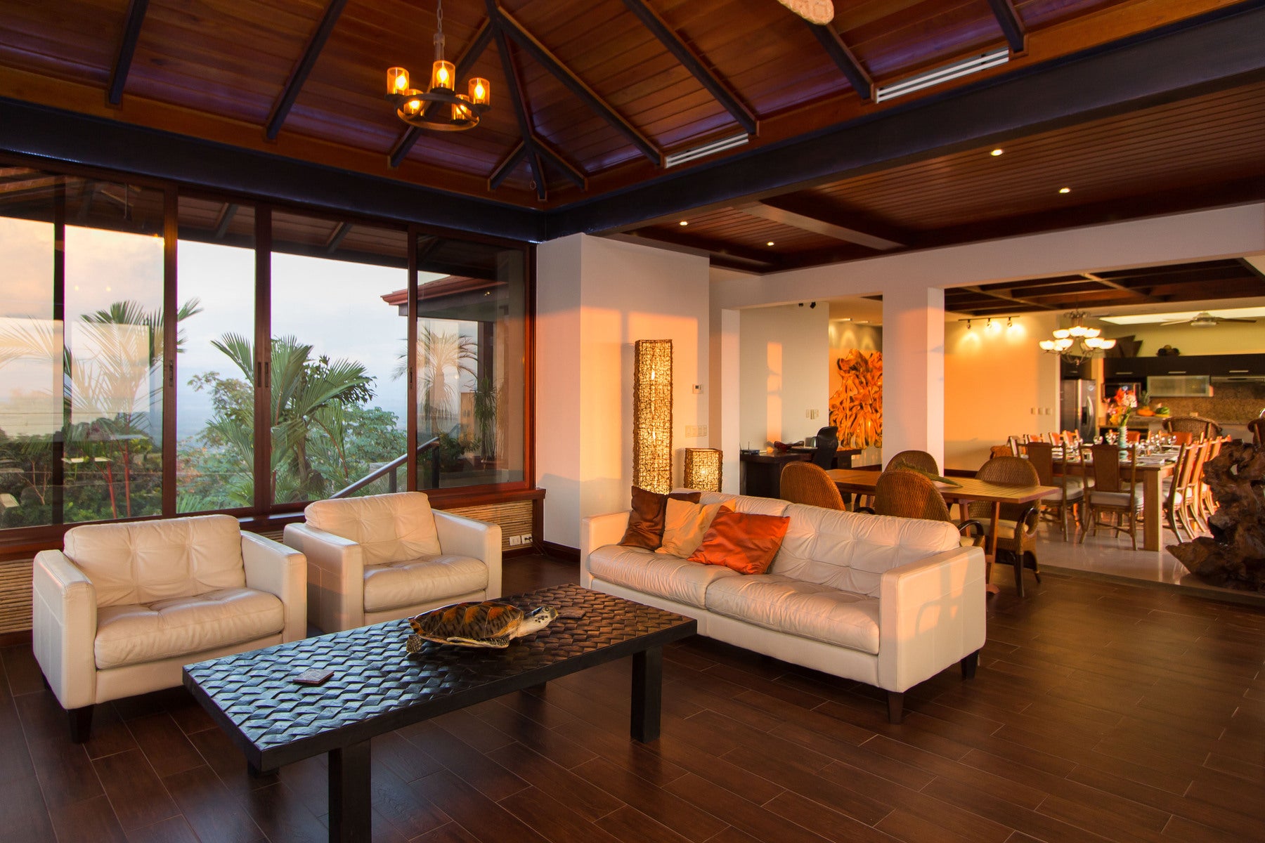 Panoramic Ocean Luxury Estate — photo 9 of 19