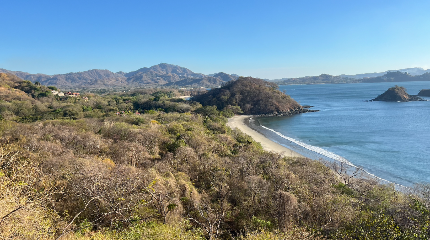 Private Oceanfront Property with 330m Beachfront — photo 7 of 11