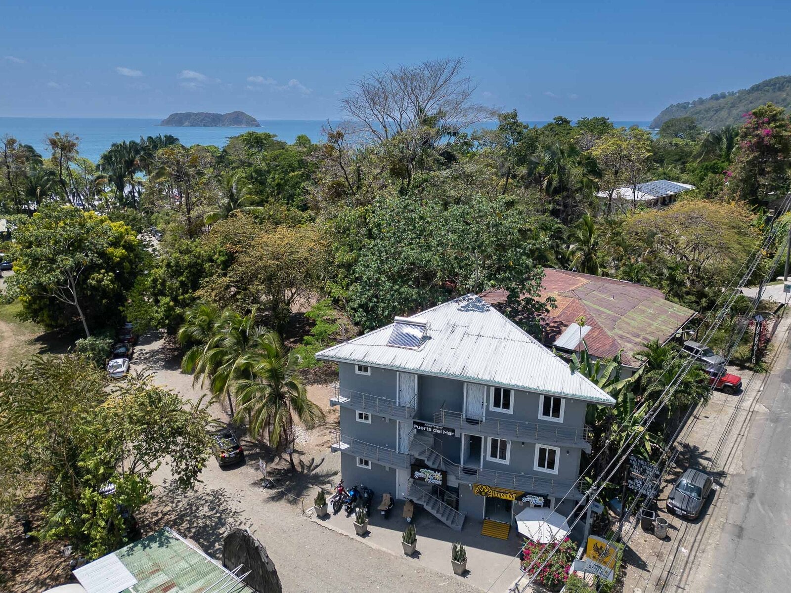 Exceptional Income-Generating Property Steps from the Beach Manuel Antonio — photo 5 of 19