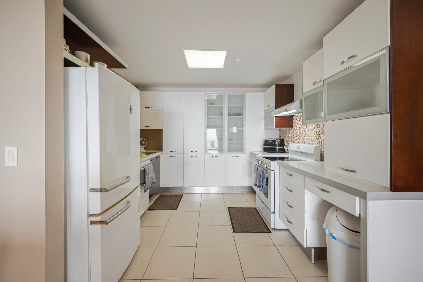 Luxury Ocean View Condo — photo 7 of 14