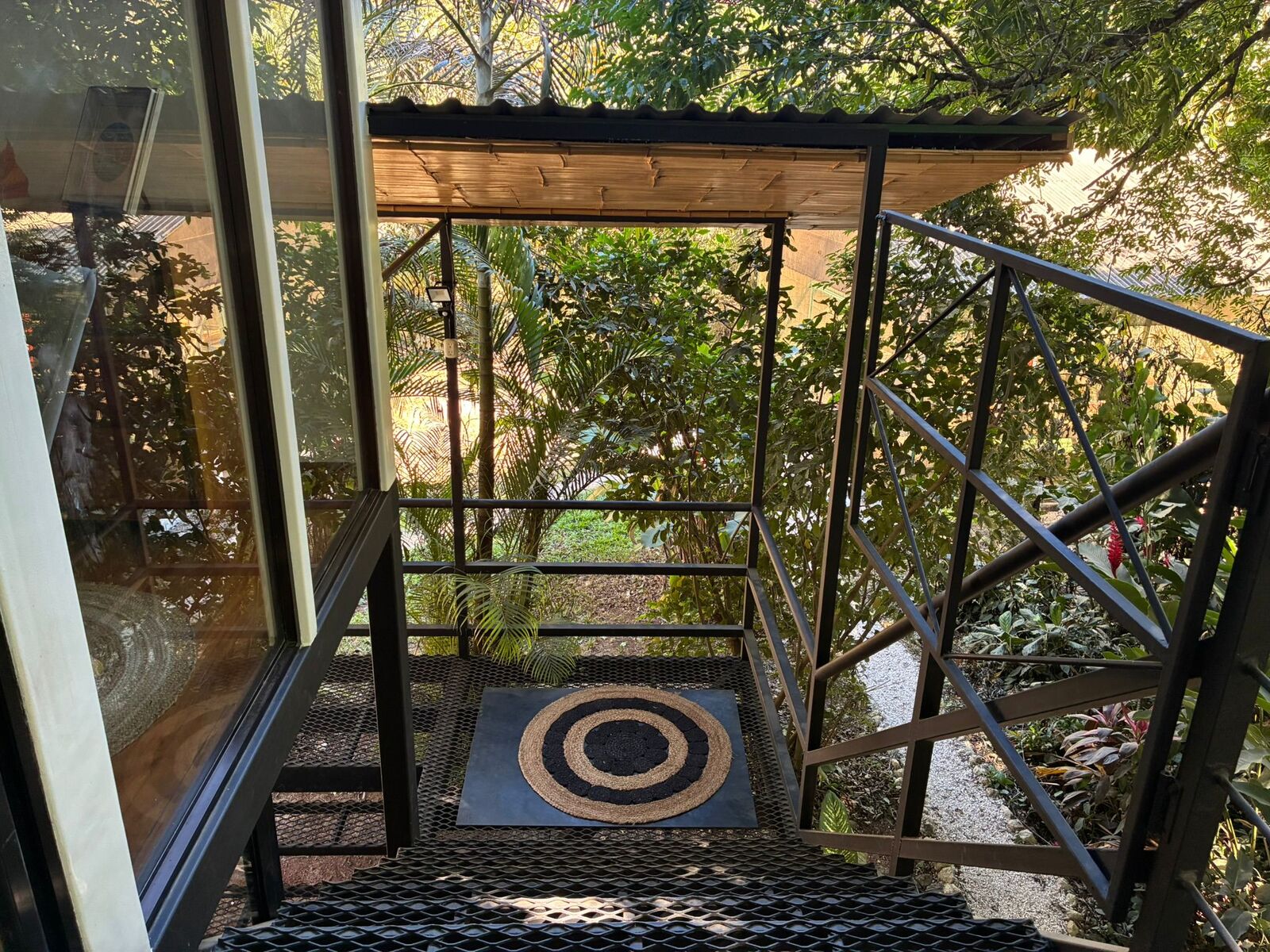 Stunning One Bedroom with room to Grow — photo 6 of 13