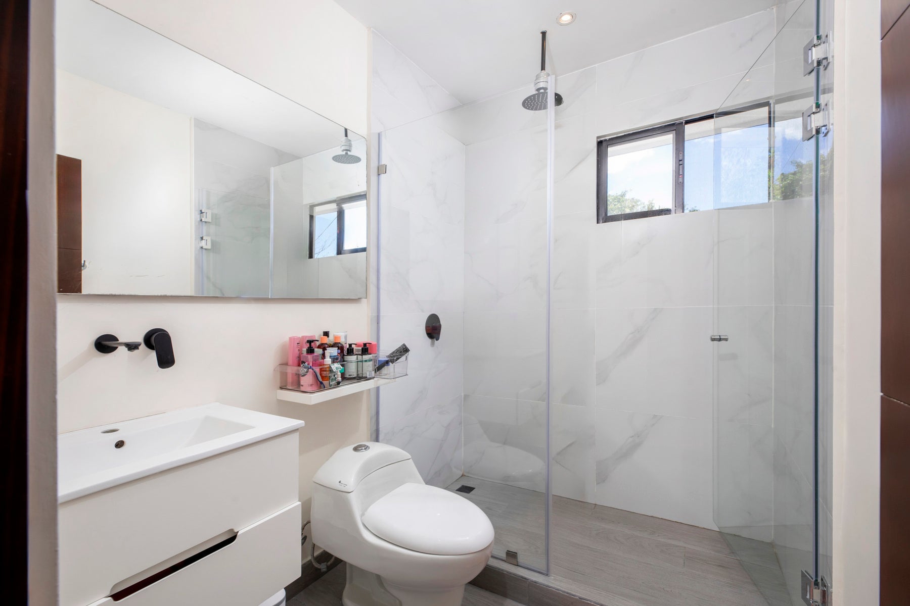 Cerro Colon Stunning Views Contemporary Home — photo 13 of 19