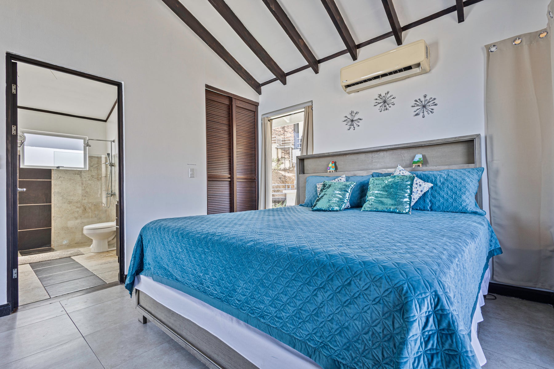 Elevated Ocean View Villa — photo 9 of 19