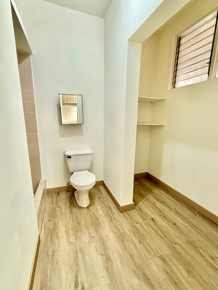 Location, Value and Opportunity Spacious Urban Condo — foto 8 de 19