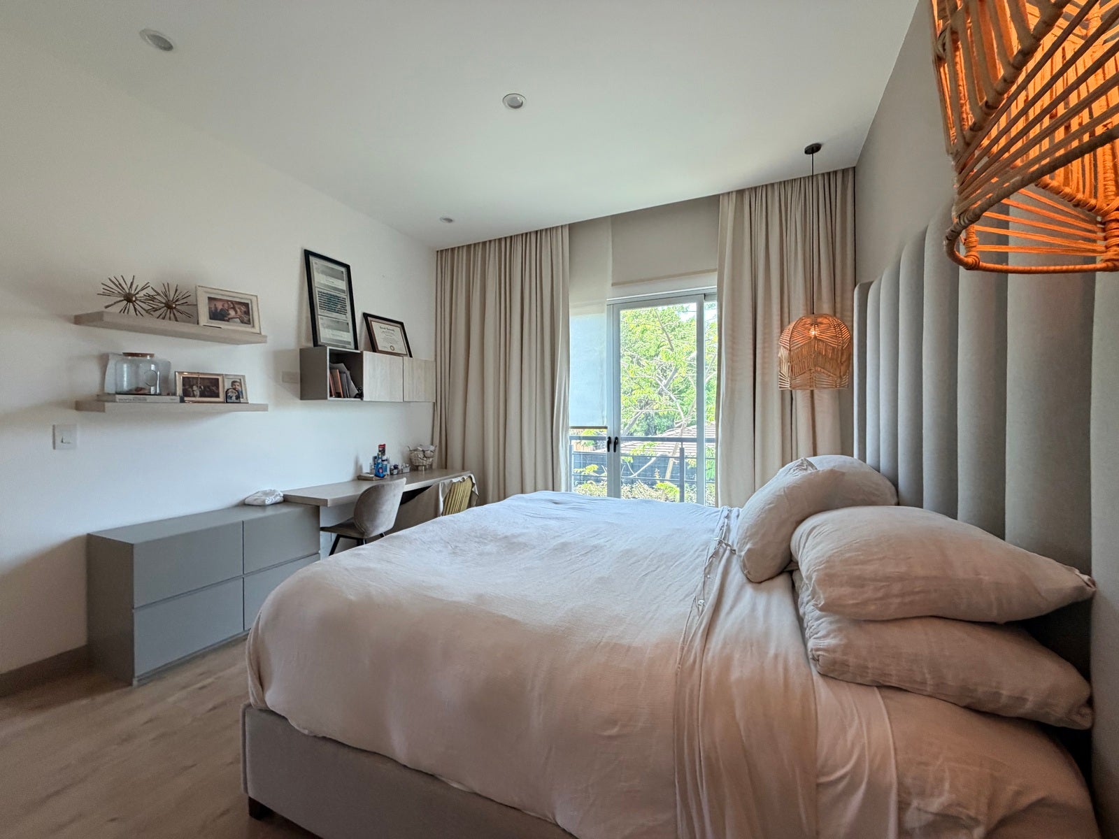 Valvanera Corner Residence — photo 12 of 19