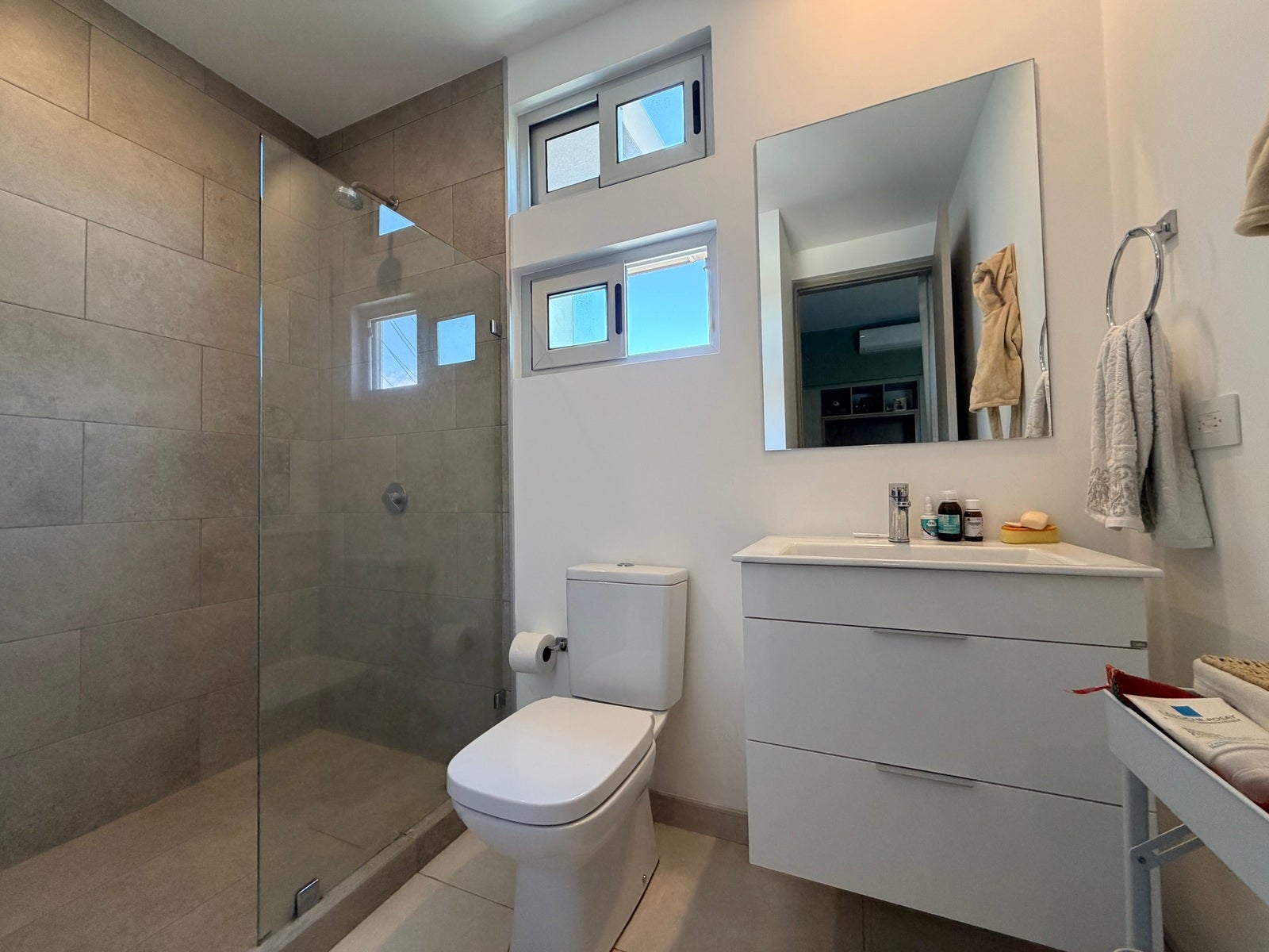 Valvanera Corner Residence — photo 17 of 19