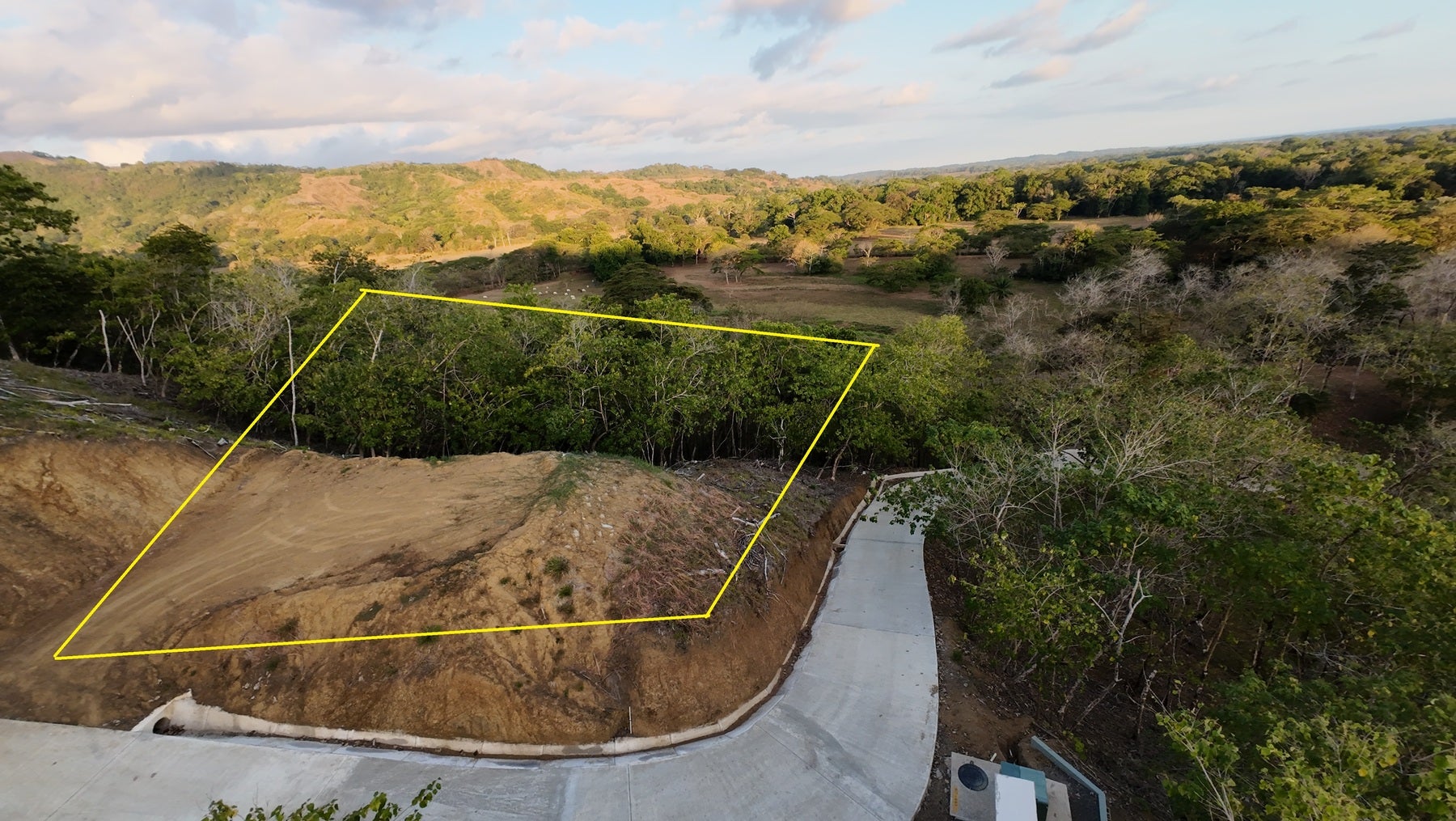 Ocean & Mountain View Lot — photo 2 of 6
