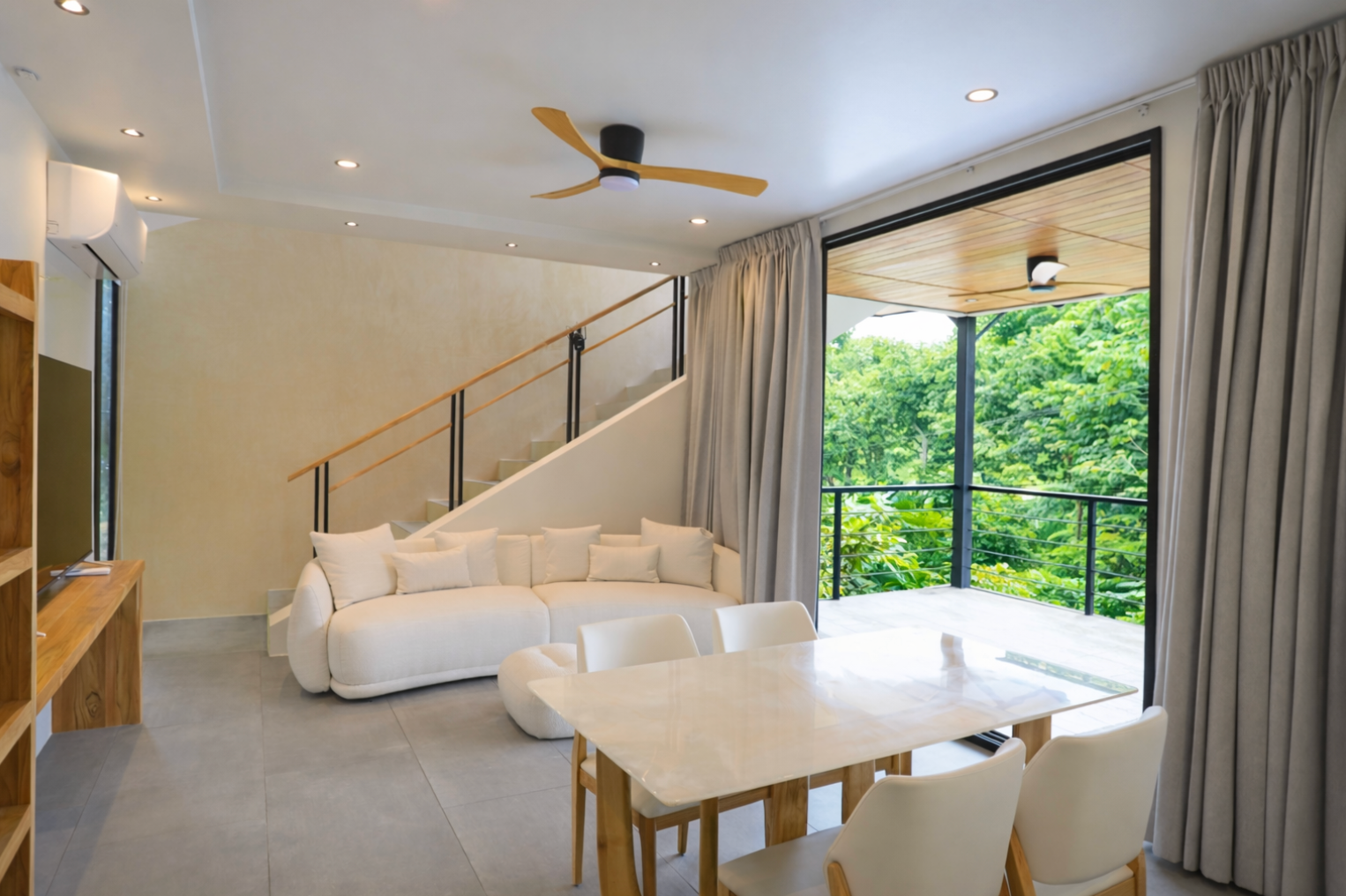 Modern Ocean-View Multi Purpose Home with Pool in Santa Teresa — photo 2 of 19