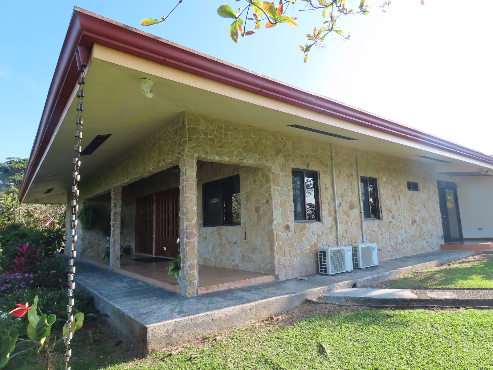 Home And Guesthouse With Lake Views On Large Lot, Nuevo Arenal, Lake Arenal, Arenal, Tilaran, Alajuela, Costa Rica 50807 — photo 5 of 5