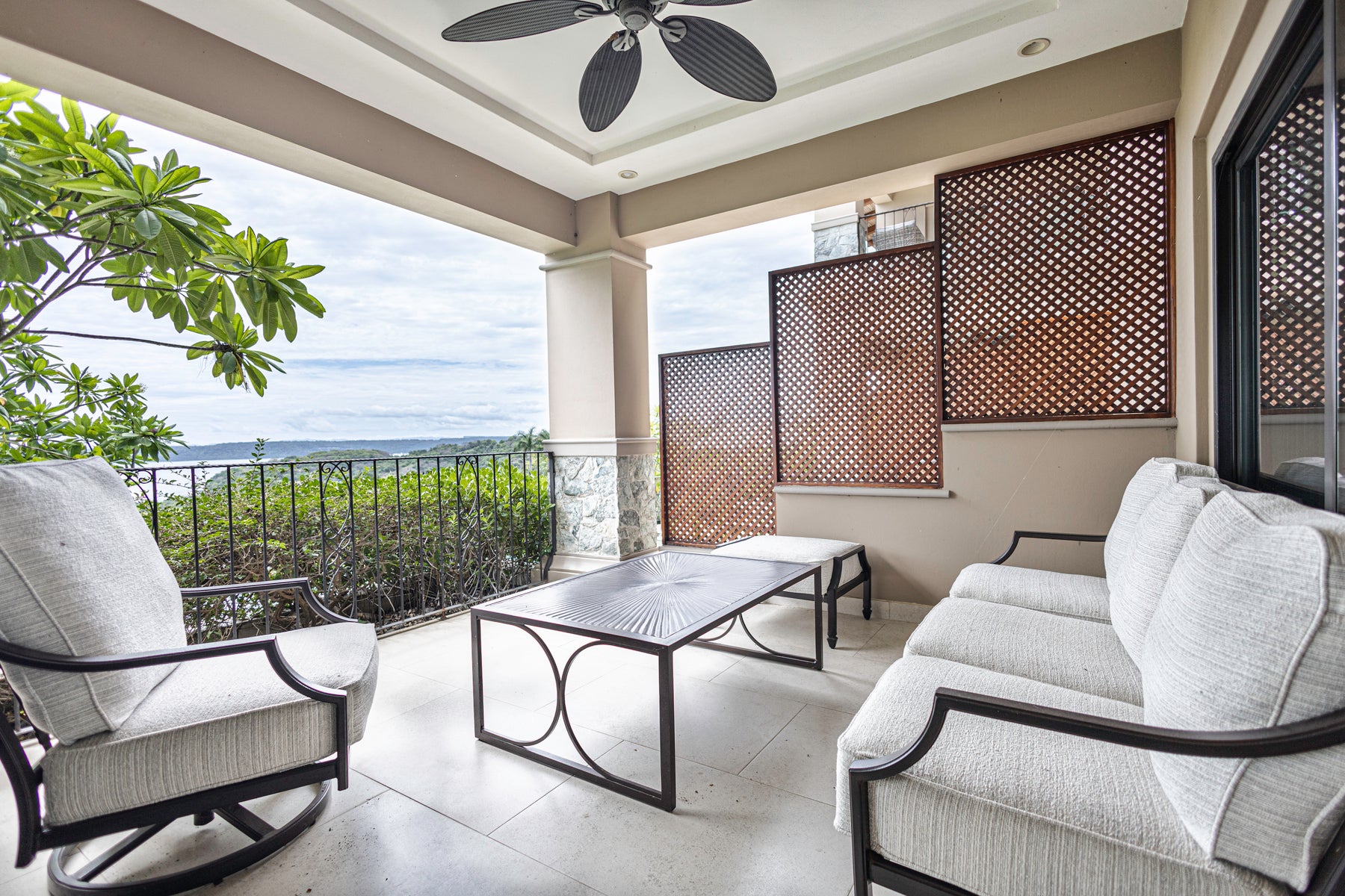 Sunset Ocean View Condo — photo 9 of 19