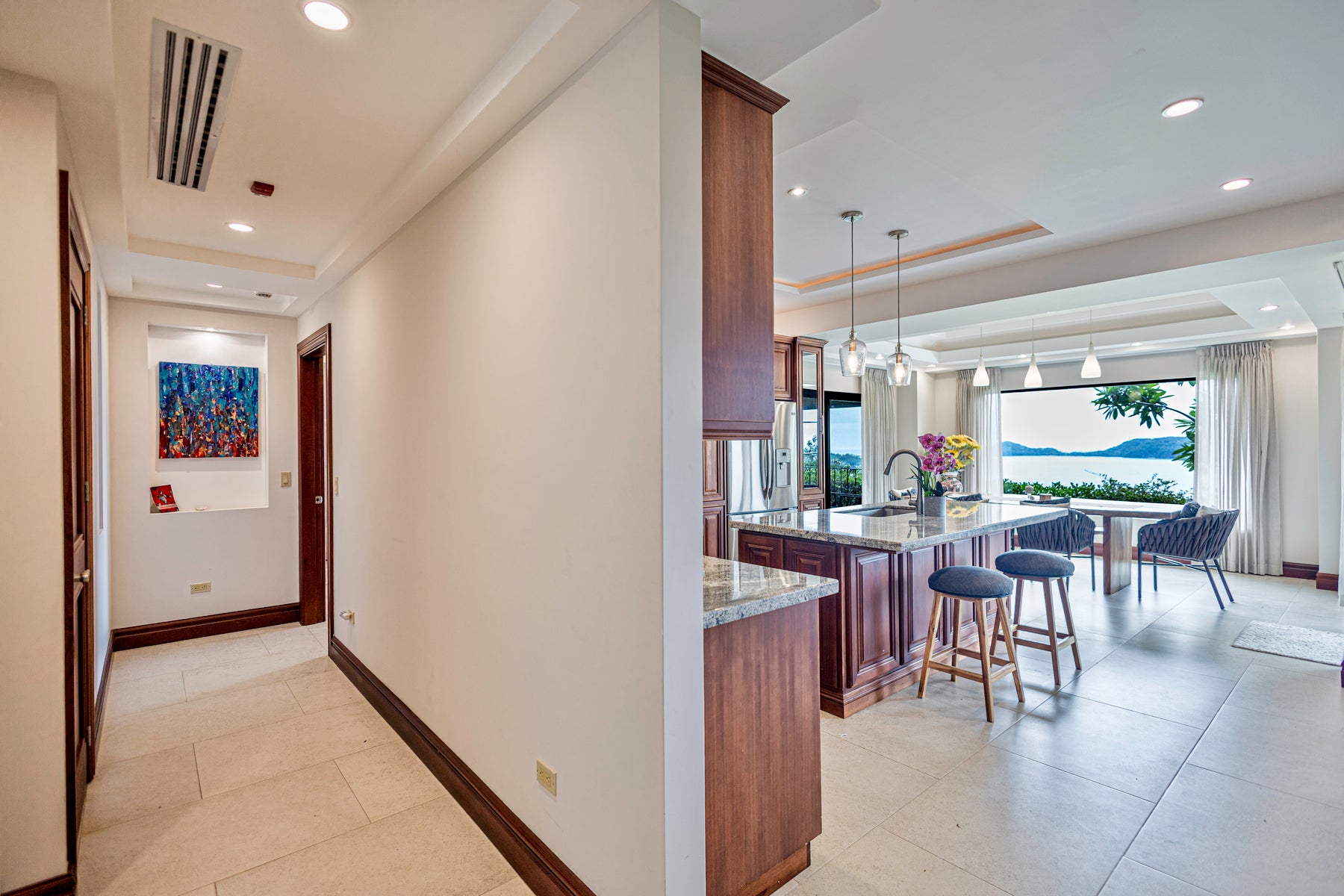 Sunset Ocean View Condo — photo 11 of 19