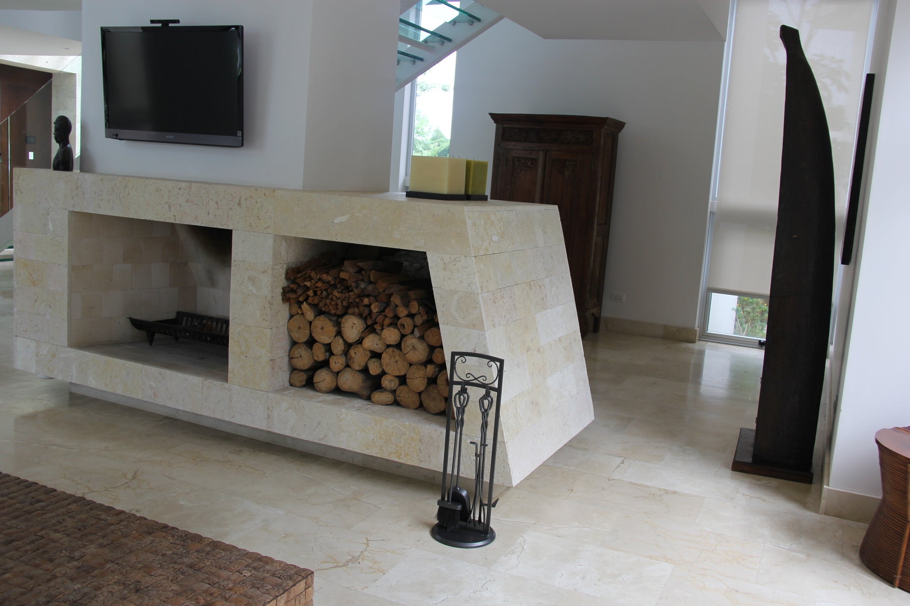 A Rare Lakefront Sanctuary in Valle del Sol — photo 11 of 19