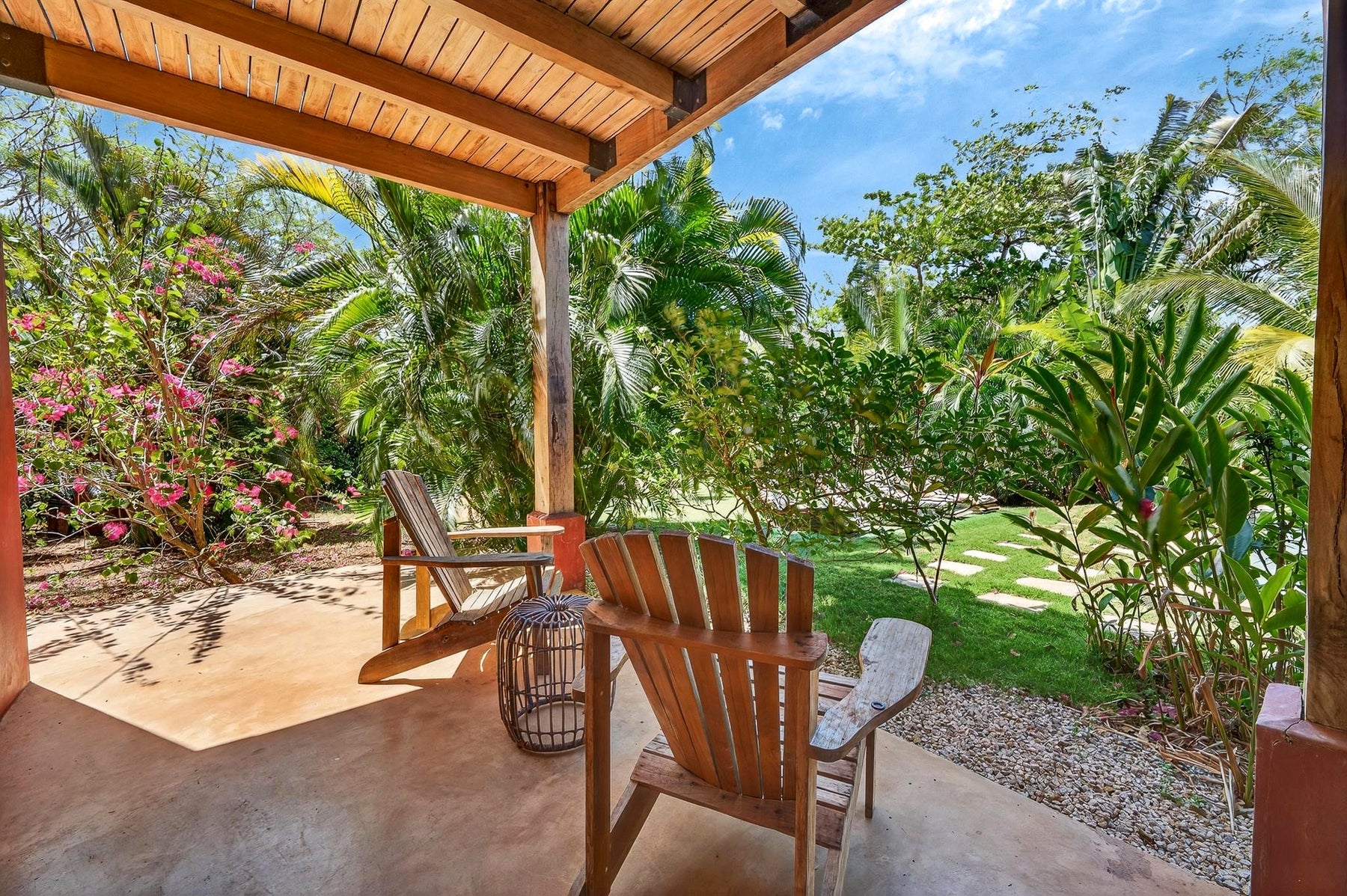 Modern Home in Beachfront Gated Community — photo 6 of 19
