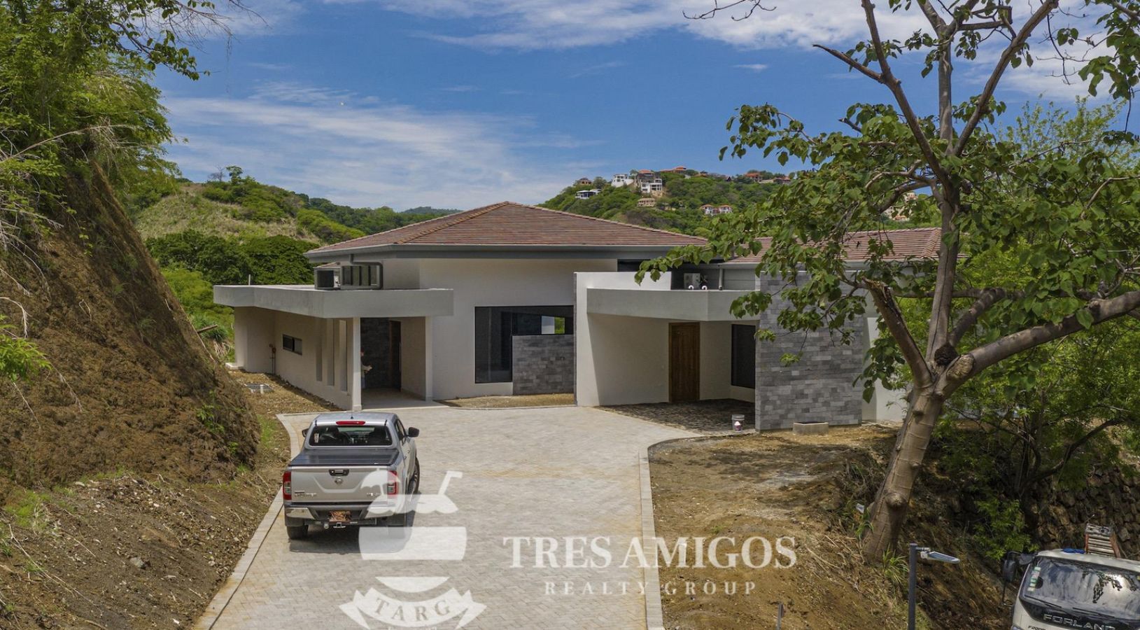 Luxury Ocean View Villa with Infinity Pool — photo 14 of 14