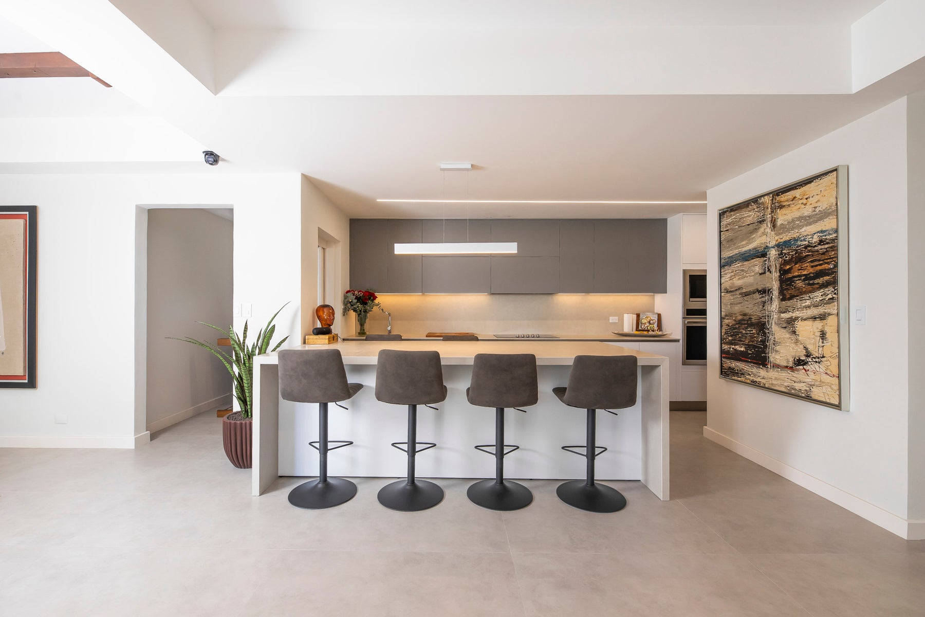 Luxury City Condo With Park View — foto 9 de 19