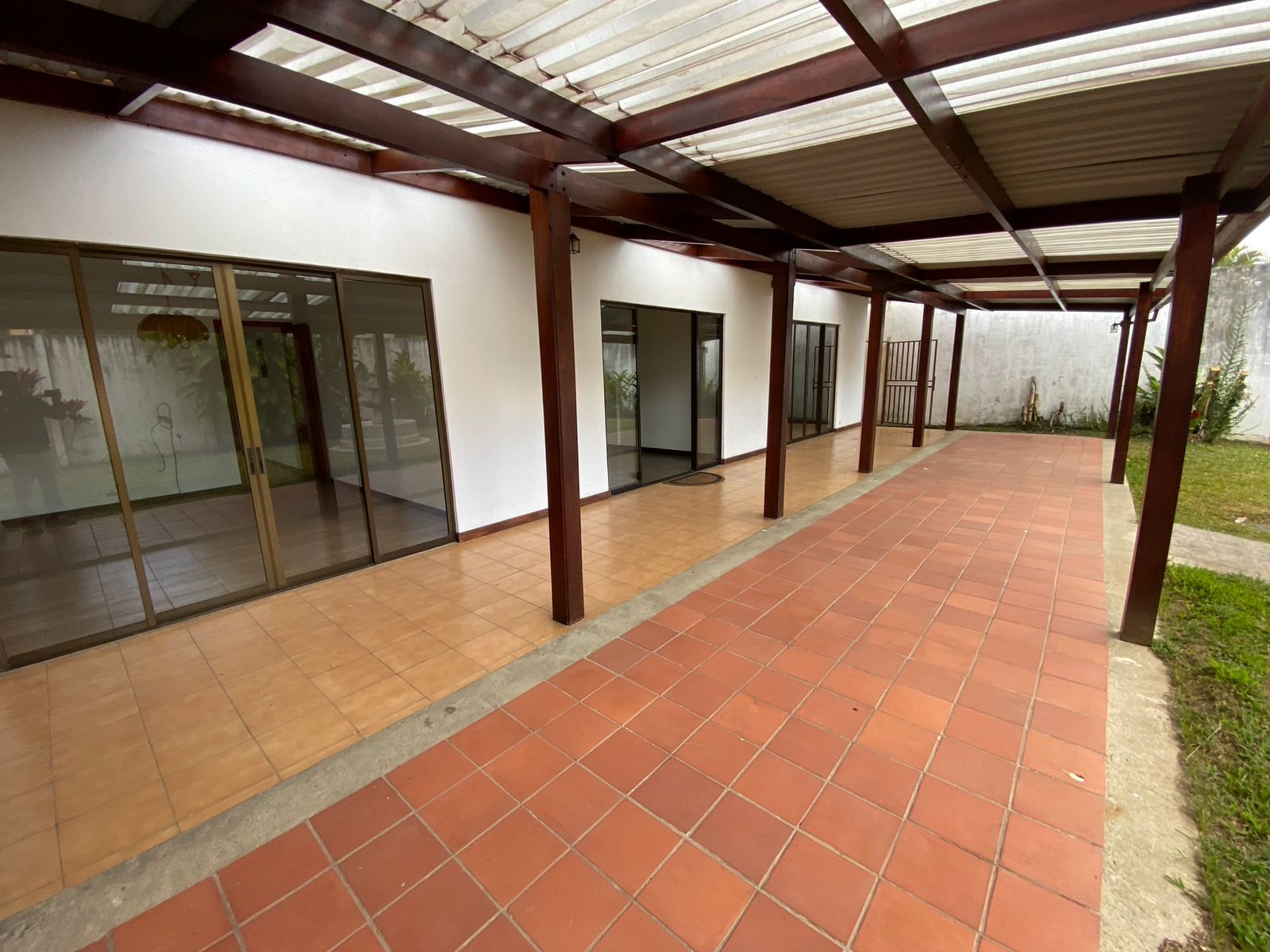 Mixed Use Property In Granadilla de Curridabat Uso de Suelo Mixto — photo 12 of 19