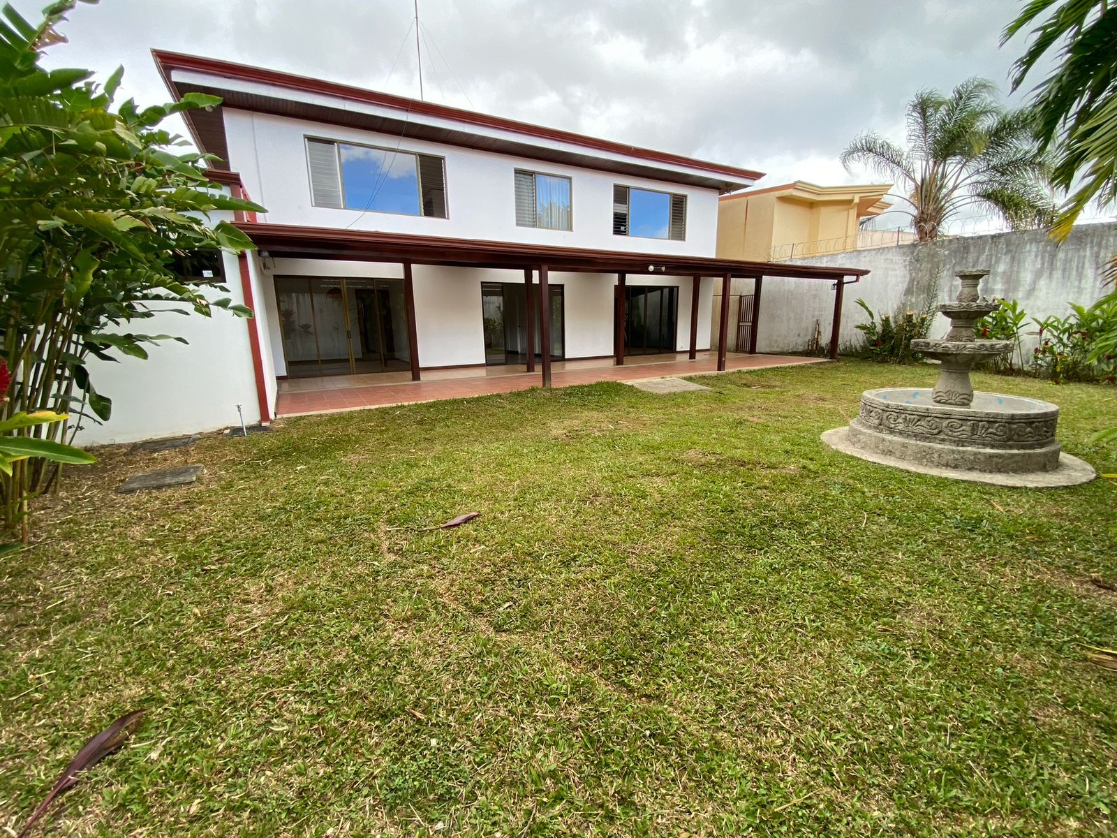 Mixed Use Property In Granadilla de Curridabat Uso de Suelo Mixto — photo 13 of 19
