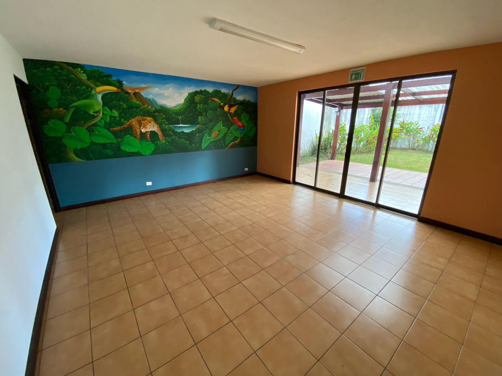 Mixed Use Property In Granadilla de Curridabat Uso de Suelo Mixto — photo 17 of 19