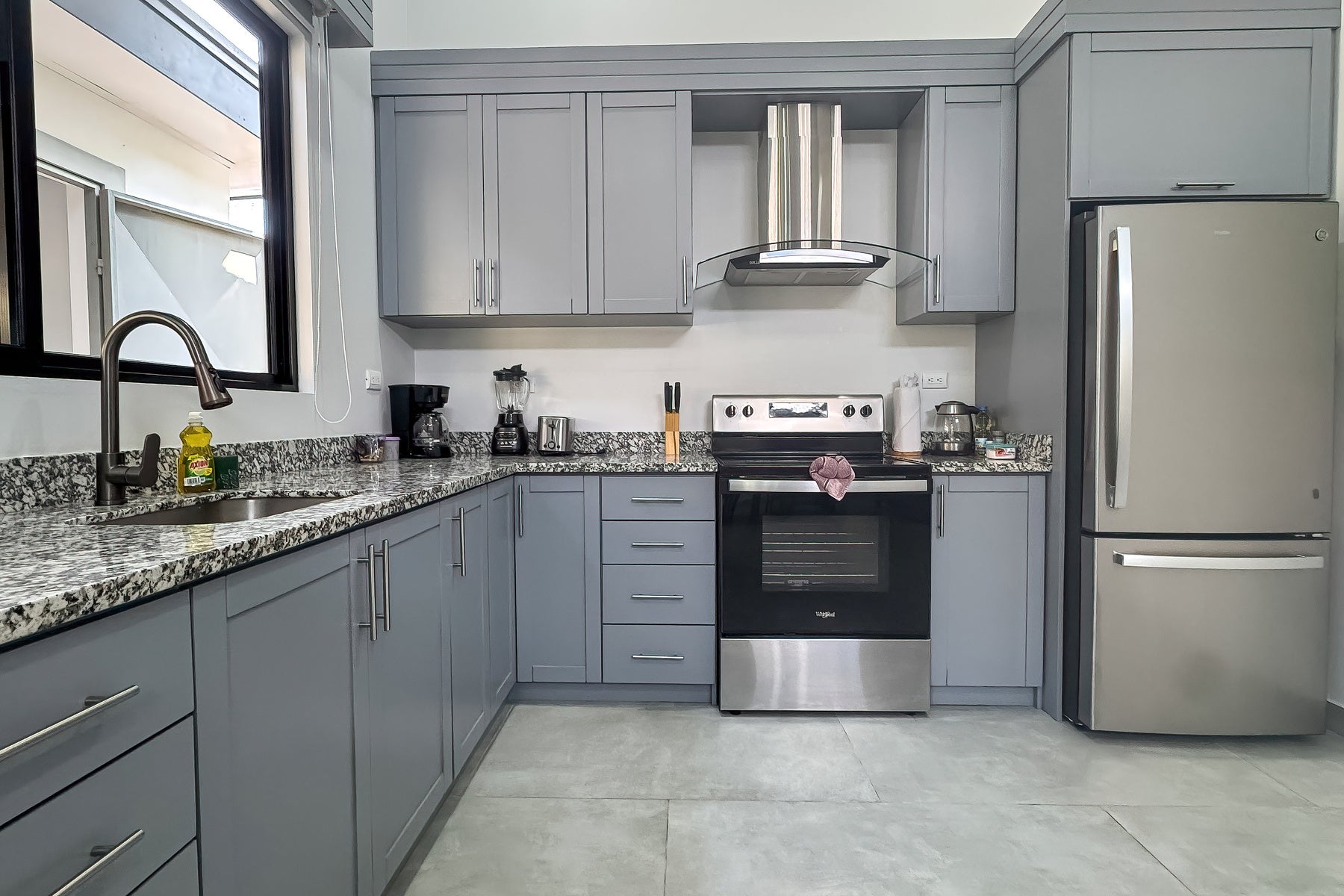 Modern Investment Opportunity Near Marina Pez Vela — photo 9 of 19