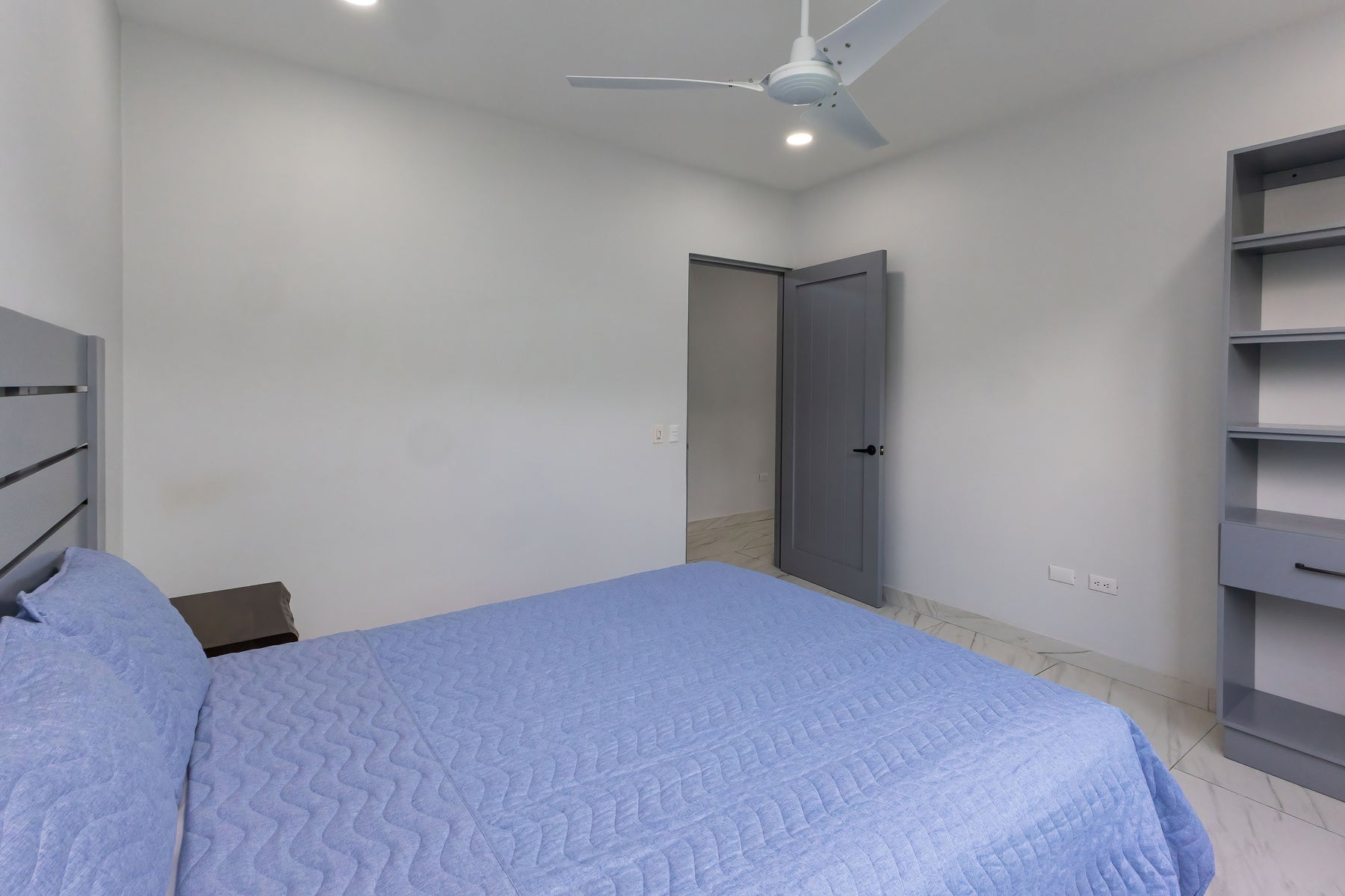 Modern Investment Opportunity Near Marina Pez Vela — photo 13 of 19