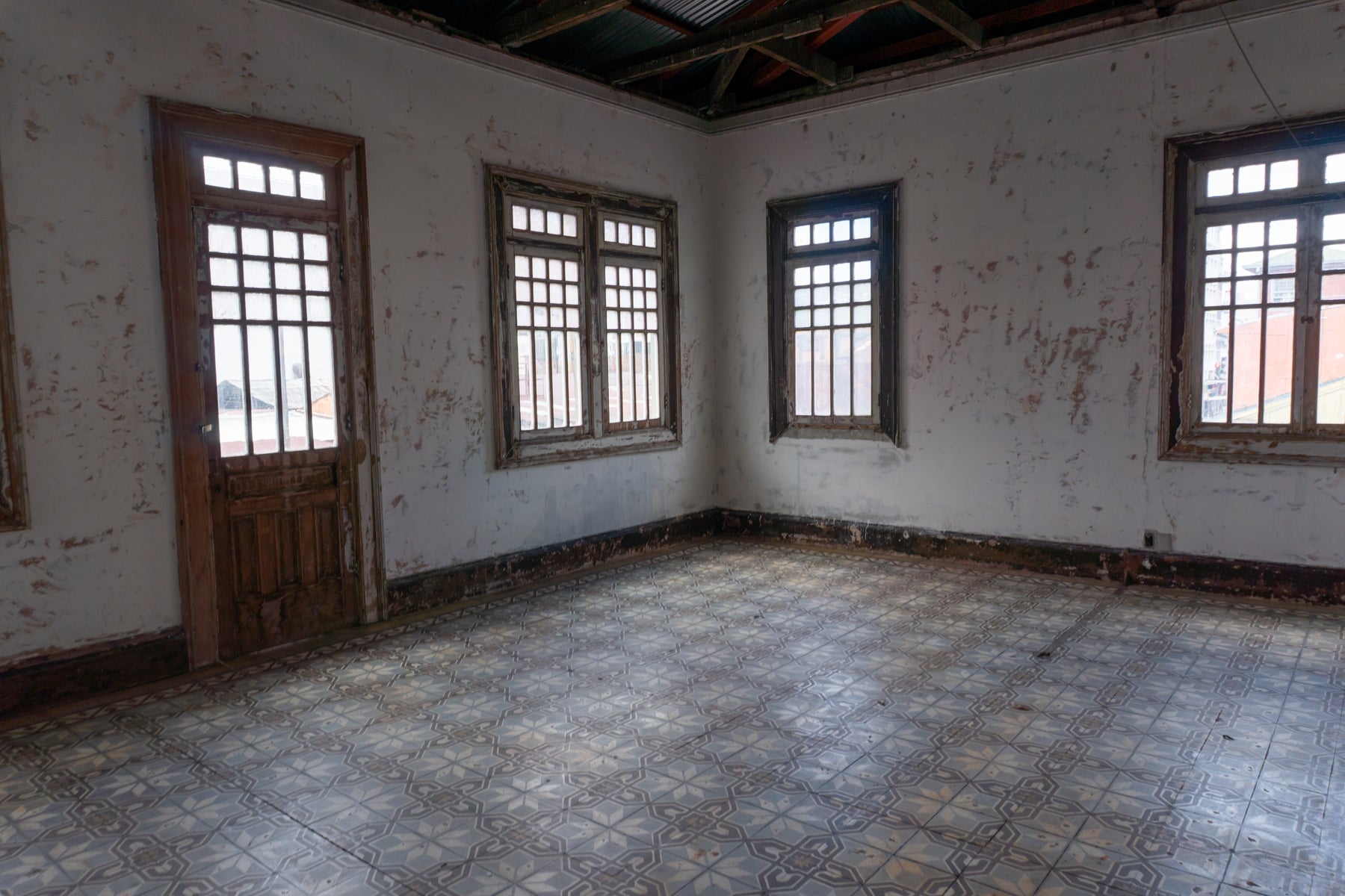 Historical Heritage Commercial Building — photo 10 of 19