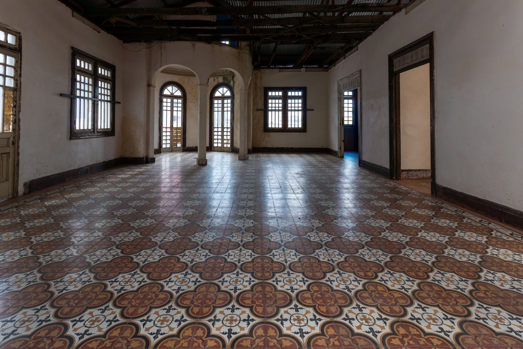 Historical Heritage Commercial Building — photo 12 of 19