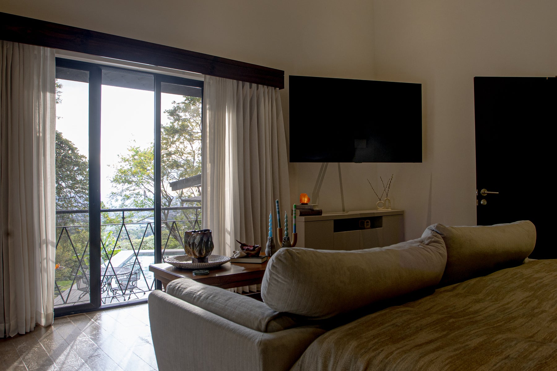 Luxury Property with Two Homes in Puente Salas de Barva — photo 8 of 19