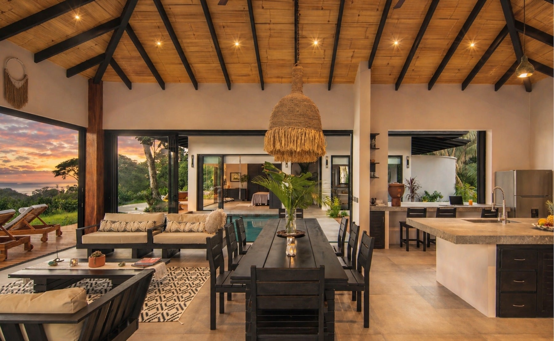 Four Bedroom Ocean View Villa — photo 3 of 19