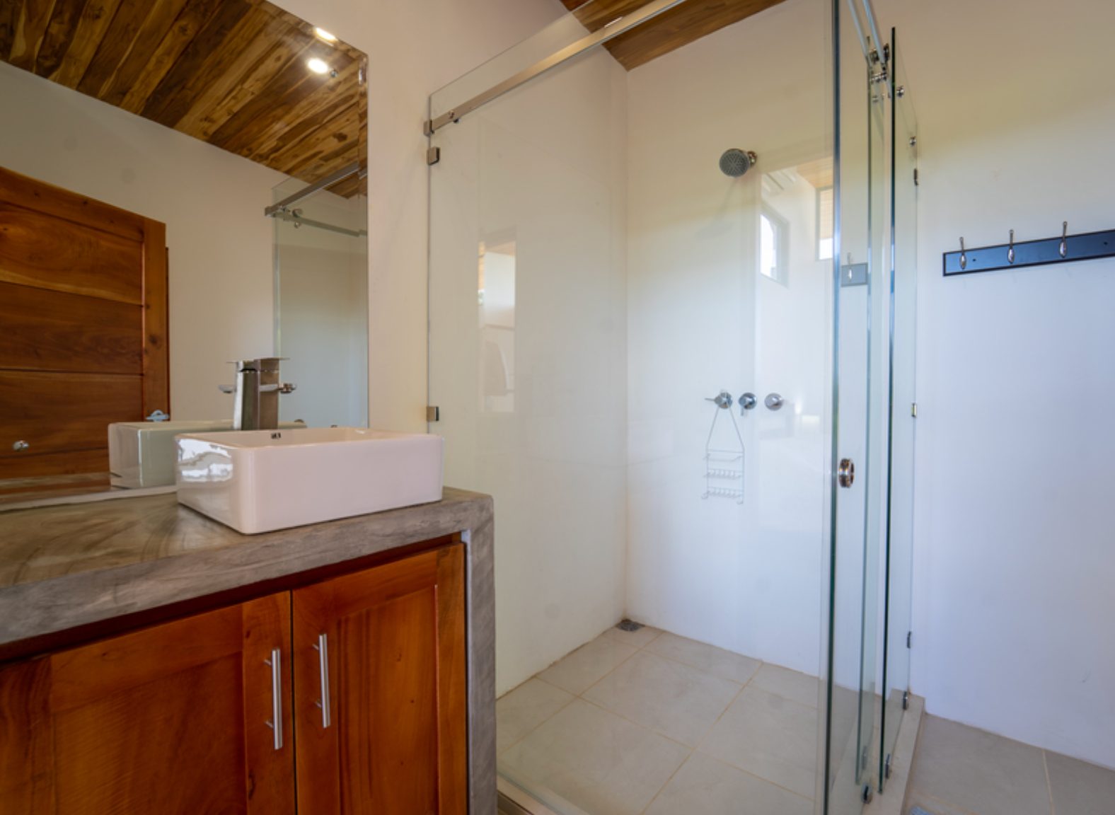 Playa Coyote Home with Expansion Potential — photo 9 of 11