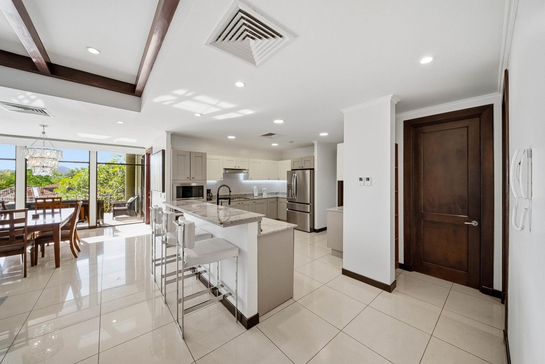 Updated Condo In Reserva Conchal — photo 15 of 19