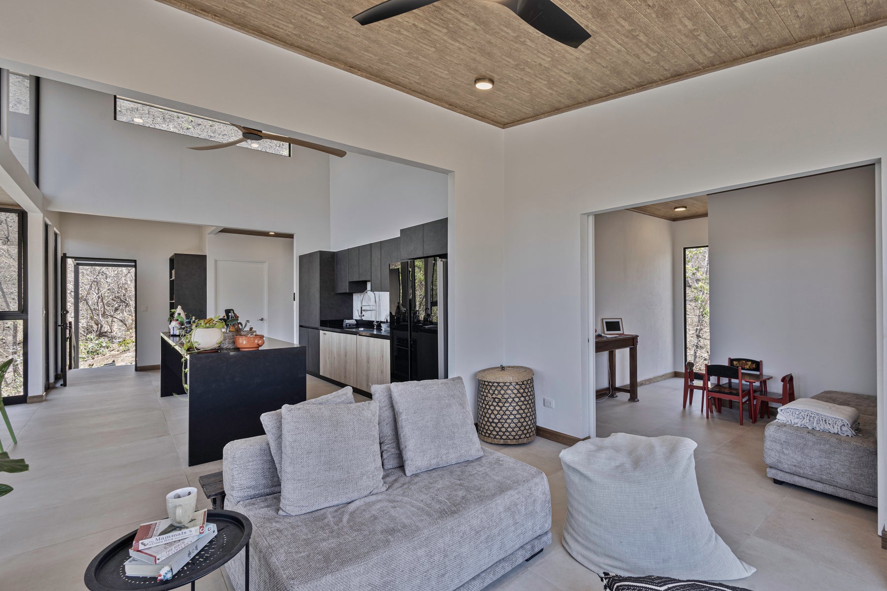 Modern Hilltop Home with Ocean Views — photo 18 of 19