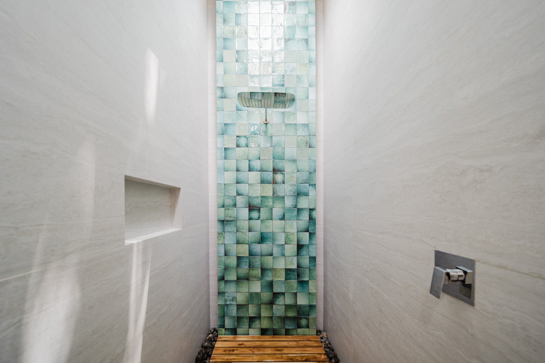 Brand-New Modern Home with Private Pool investment potential — photo 8 of 16