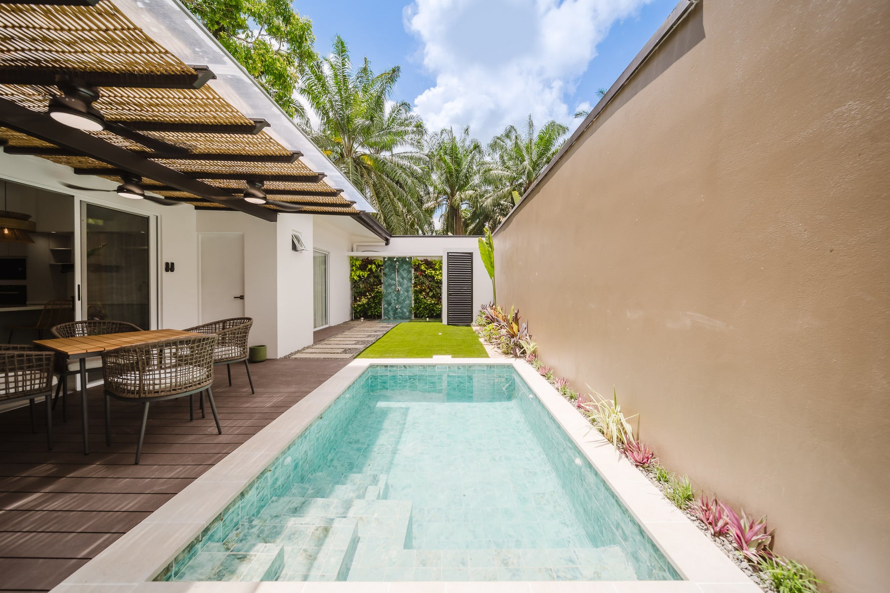 Brand-New Modern Home with Private Pool investment potential — photo 14 of 16
