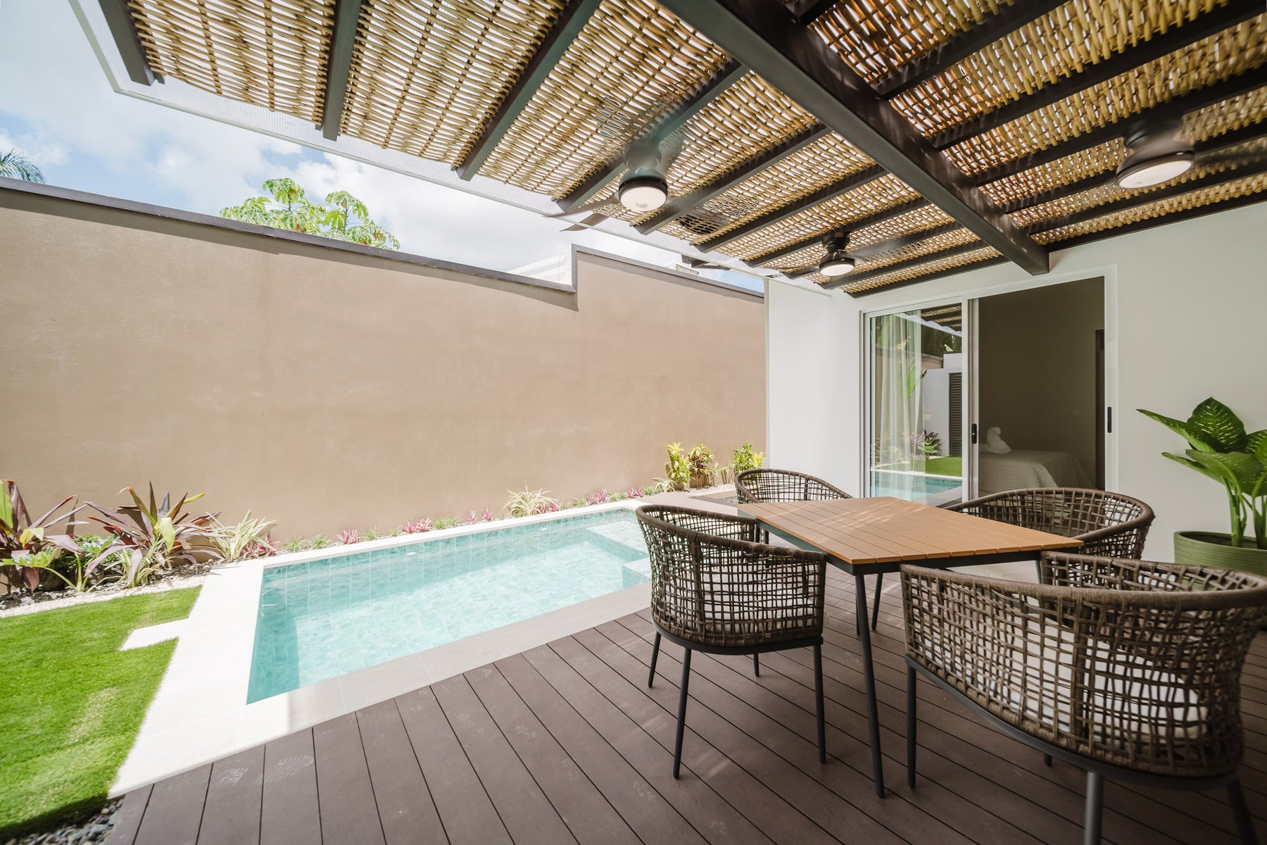 Brand-New Modern Home with Private Pool investment potential — photo 15 of 16