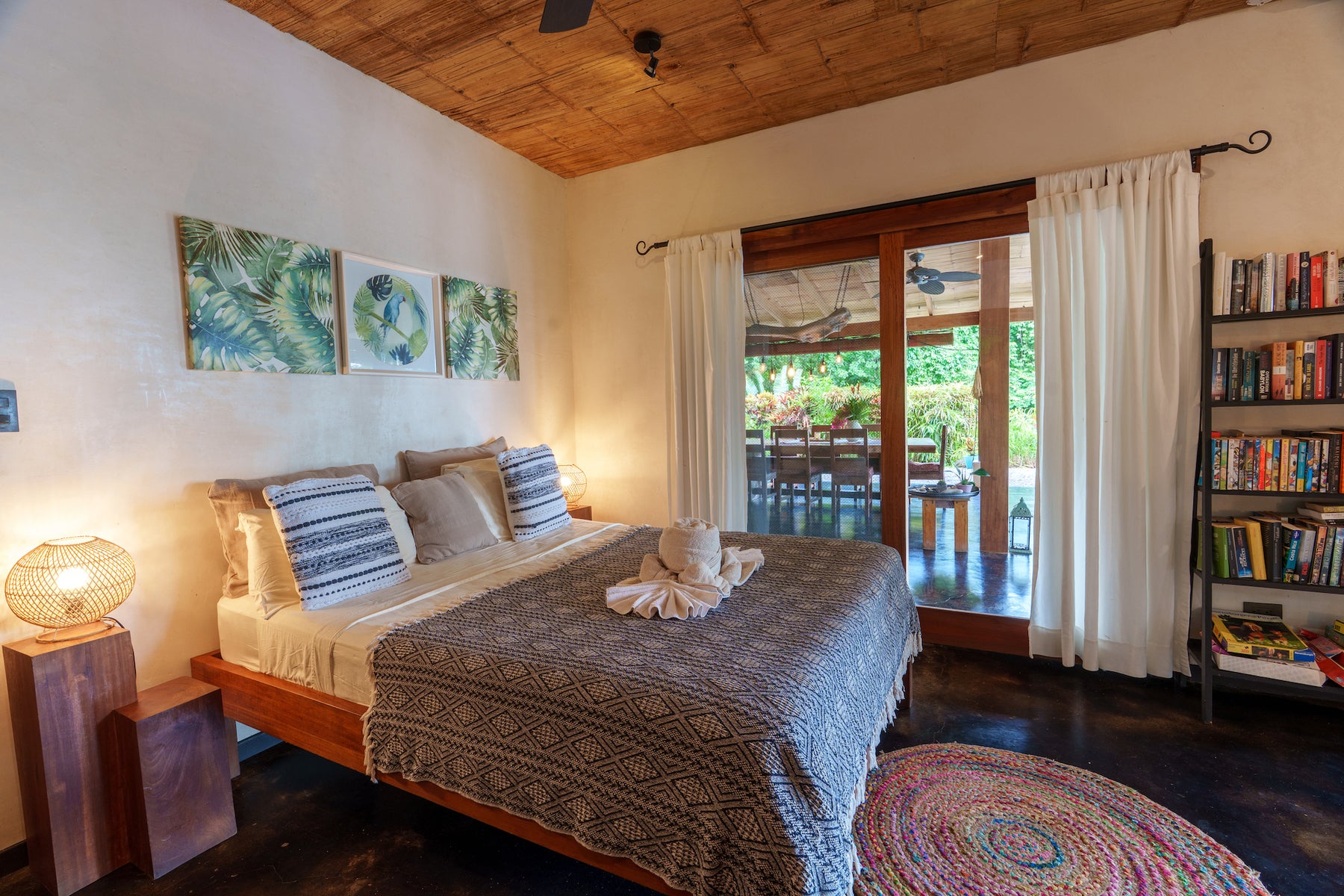 North Santa Teresa Property With Balinese Vacation Rental Homes — photo 18 of 19