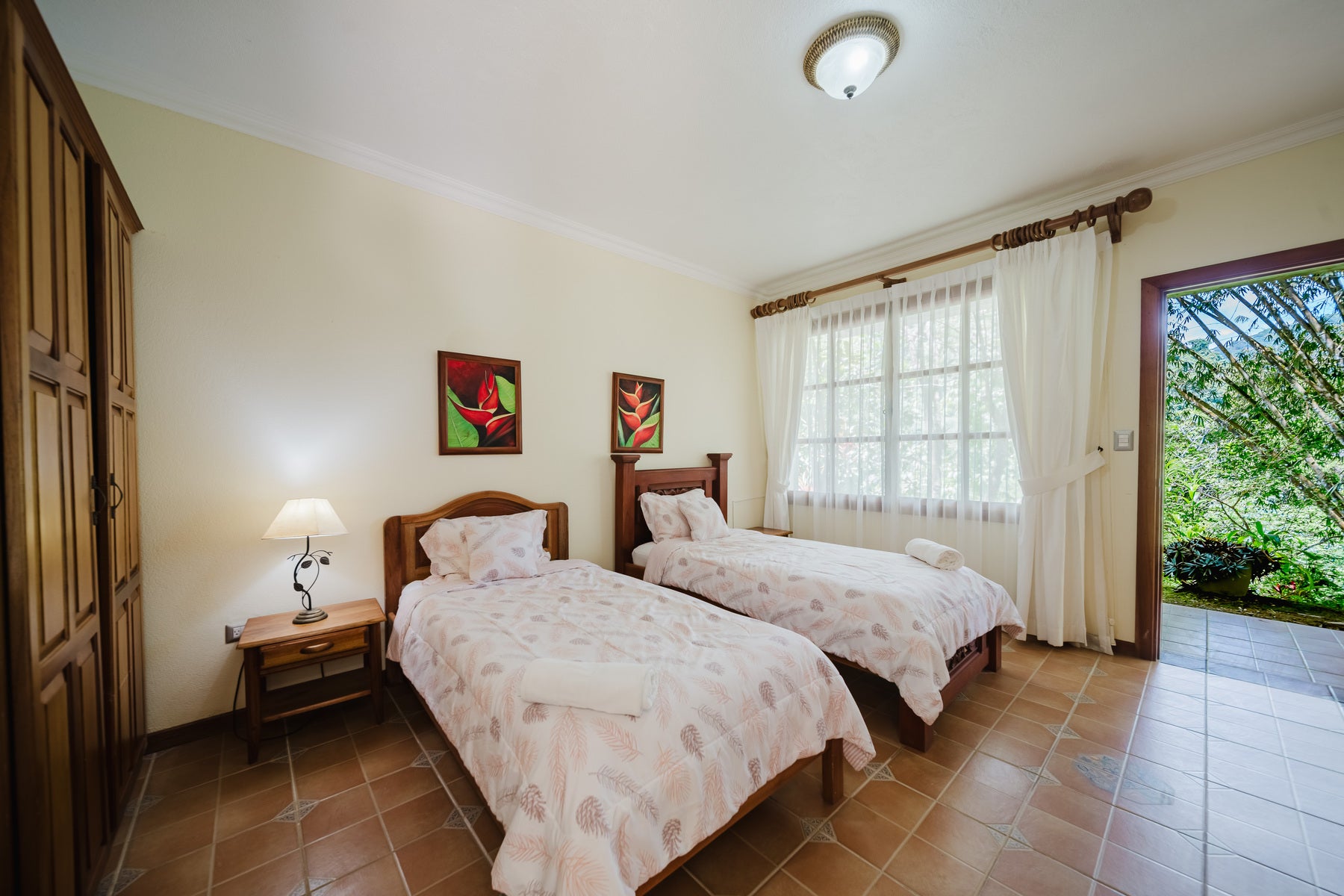 Luxury Boutique Hotel — photo 12 of 19