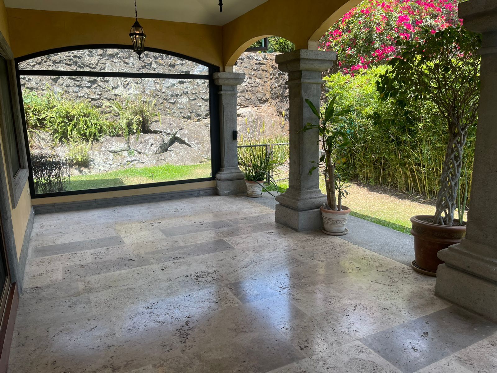 Tuscan Sanctuary in Cerro Alto — photo 4 of 10