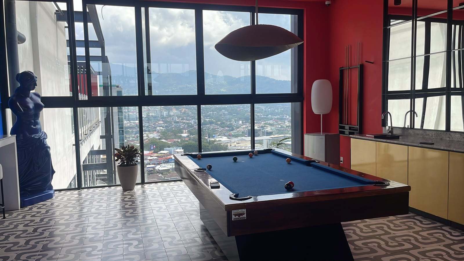 Elevated urban living condo — photo 19 of 19