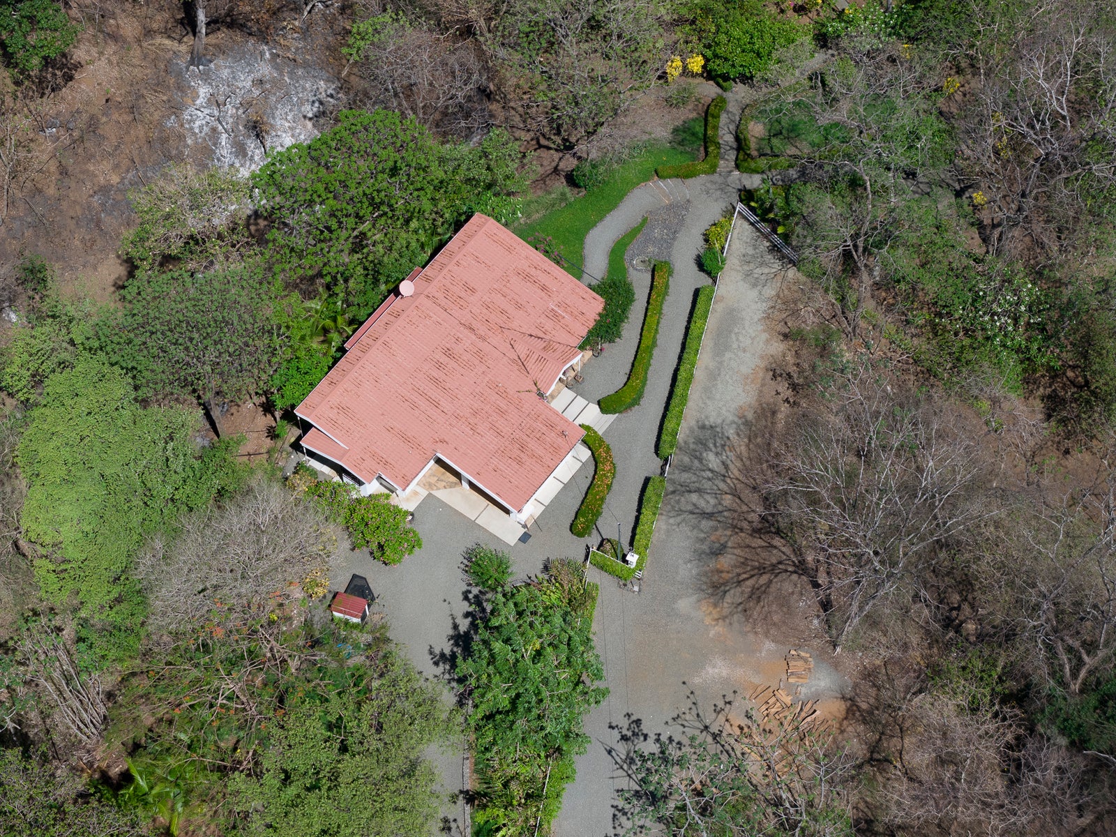 Surf Town Ocean View Home — photo 6 of 19