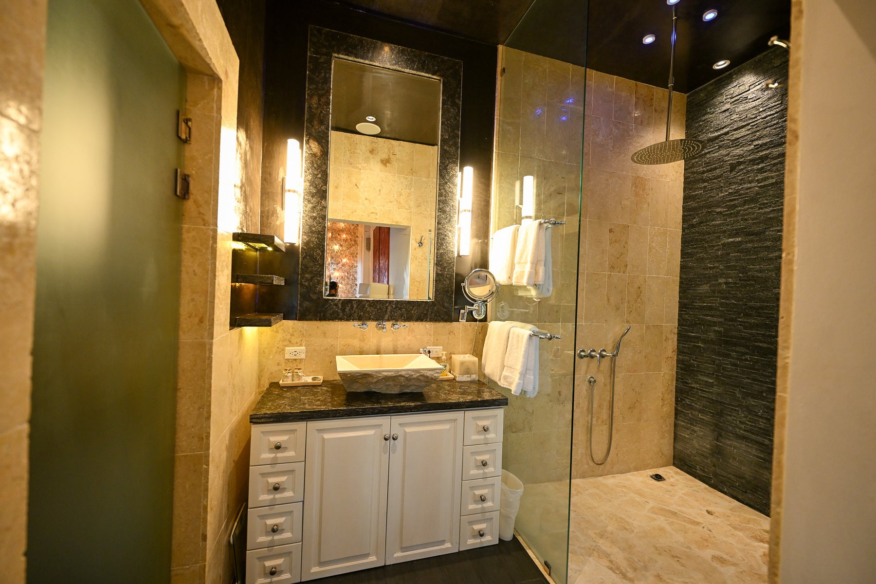 Ocean View Luxury Estate North Santa Teresa — photo 11 of 19