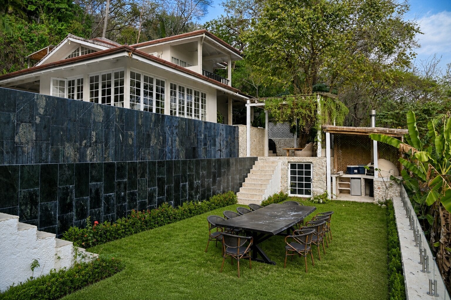 Ocean View Luxury Estate North Santa Teresa — photo 18 of 19